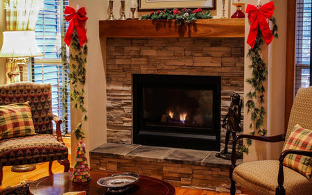 Get to Know Some Versatile Ways to Decorate the Fireplace