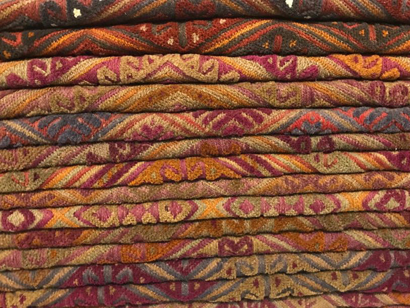 Give Bare Floors an Effective and Quick Makeover with Mashwani Rugs