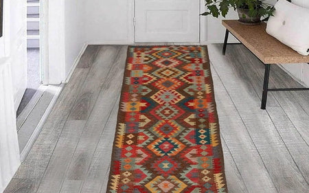 How to Furnish a Room Attractively around a Wooden Bed