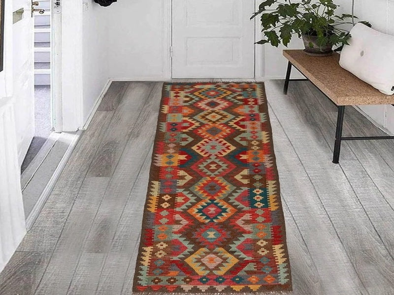 How to Furnish a Room Attractively around a Wooden Bed