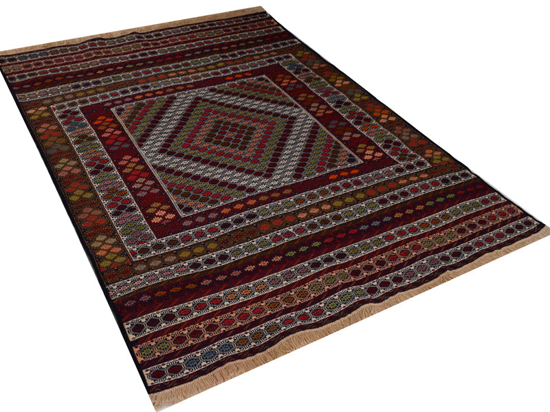 How to Maintain the Appearance and Look of Your Maliki Kilim
