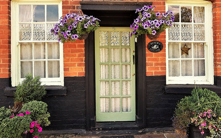 Welcome Your Guests in an Impressive Way by Beautifying Entrance of Your Home