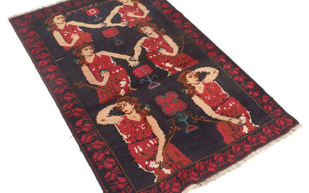 Fill Beauty and Coziness in Your Room with Pictorial Rugs