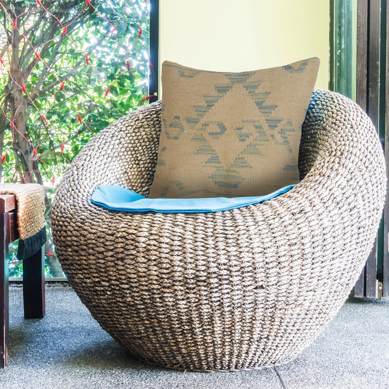 Afghan Kilim Cushion 1' 3" x 1' 4" ft / 39 x 41 cm - No. 121a