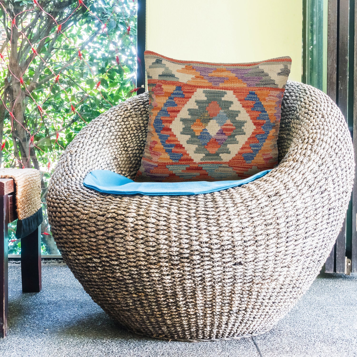 Hand Knotted Kilim Cushion 1' 5" x 1' 6" ft / 44 x 45 cm - No. 24052