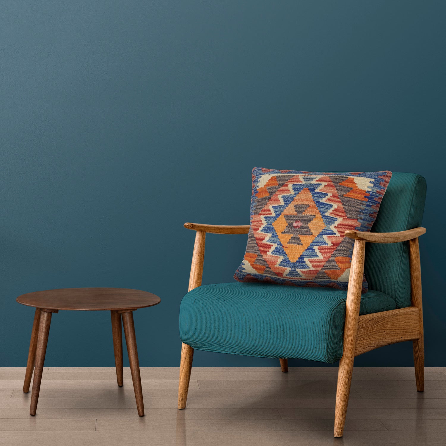 Kilim Cushion Covers for Your Home 1' 5" x 1' 5" ft / 44 x 44 cm - No. 25587