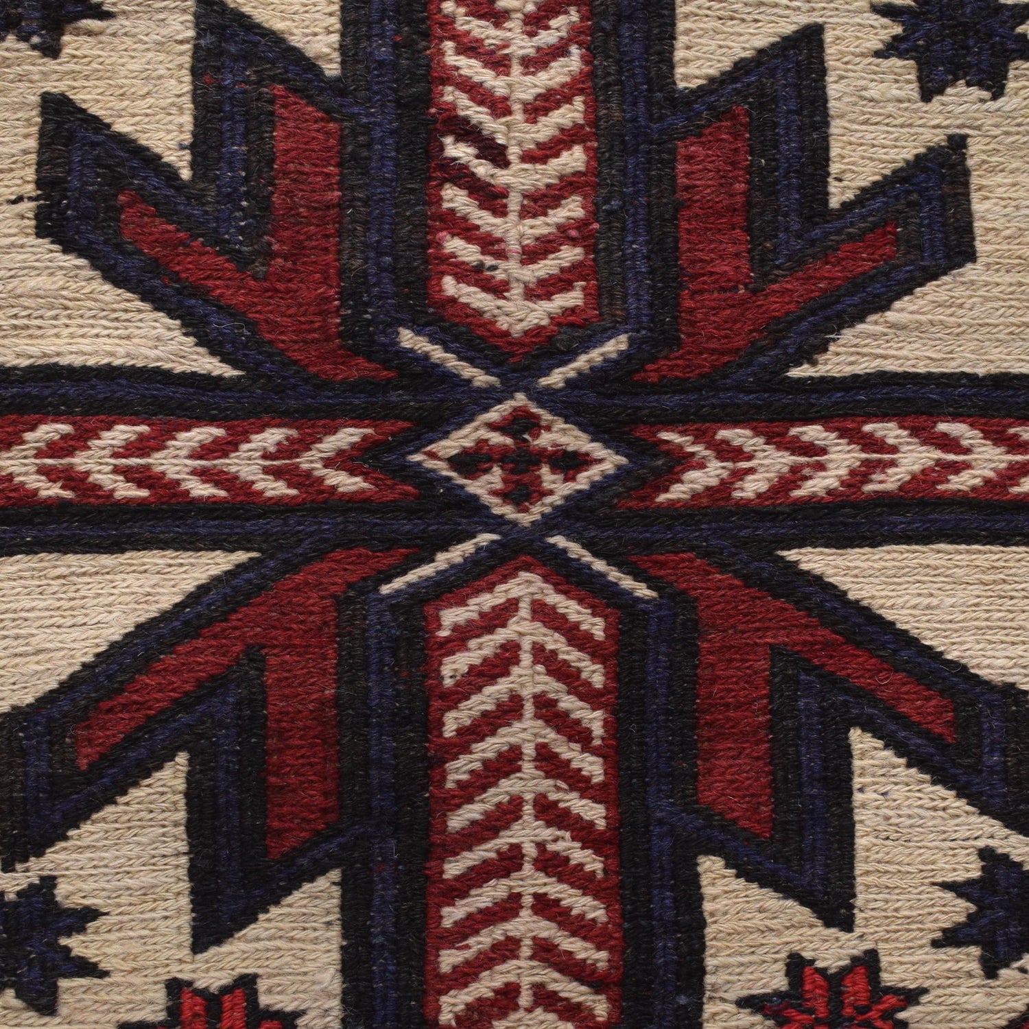 Hand Knotted Vintage Kilim 3' 10" x 6' 2" ft / 118 x 187 cm - No. 3144