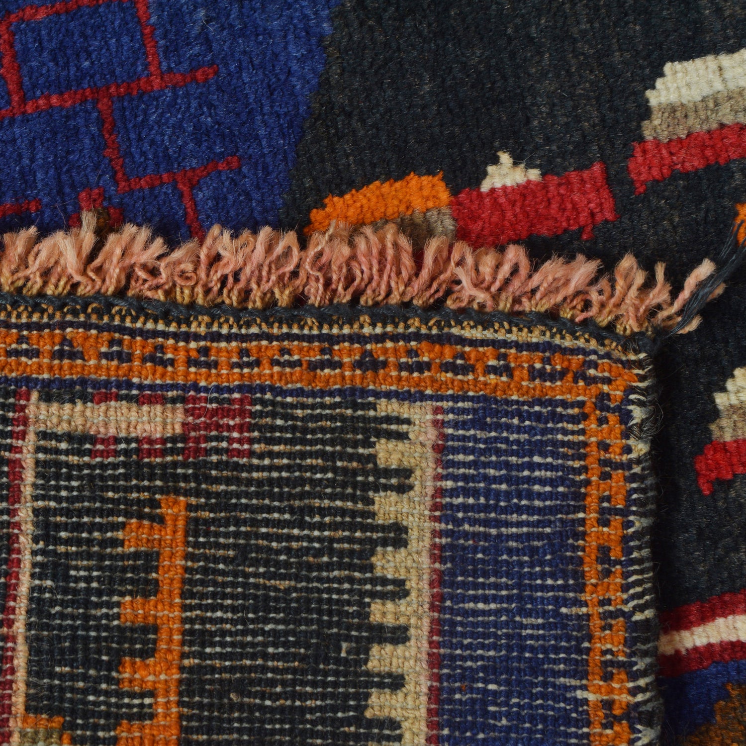 Handmade Pictorial Carpet 2' 5" x 3' 11" ft / 73 x 119 cm - No. 3291