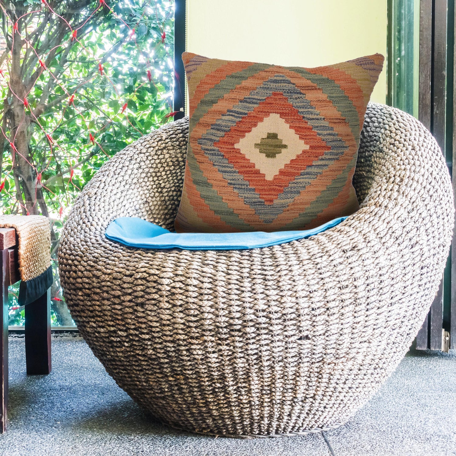 Hand Knotted Kilim Cushion 1' 7" x 1' 7" ft / 47 x 47 cm - No. 34462