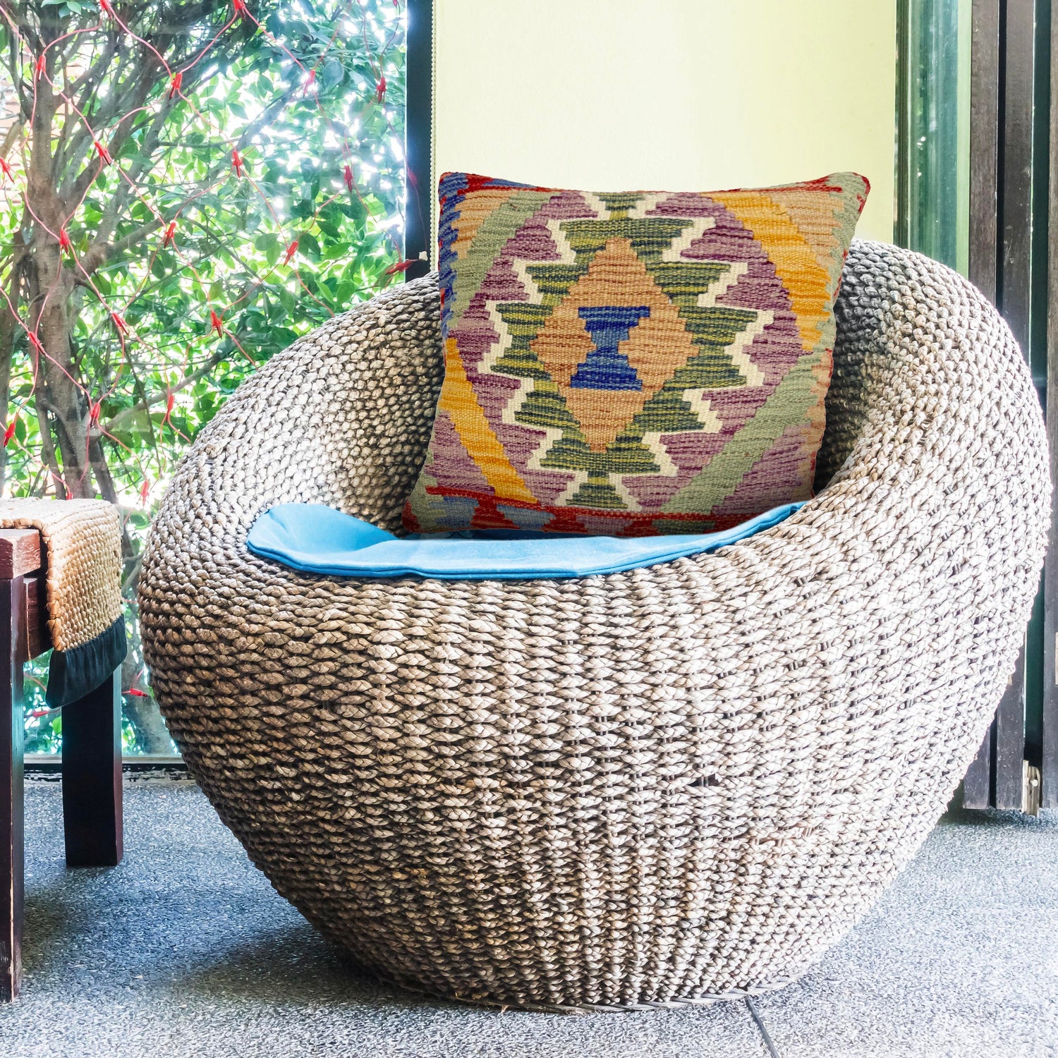 Hand Knotted Kilim Cushion 1' 5" x 1' 6" ft / 44 x 45 cm - No. 38478