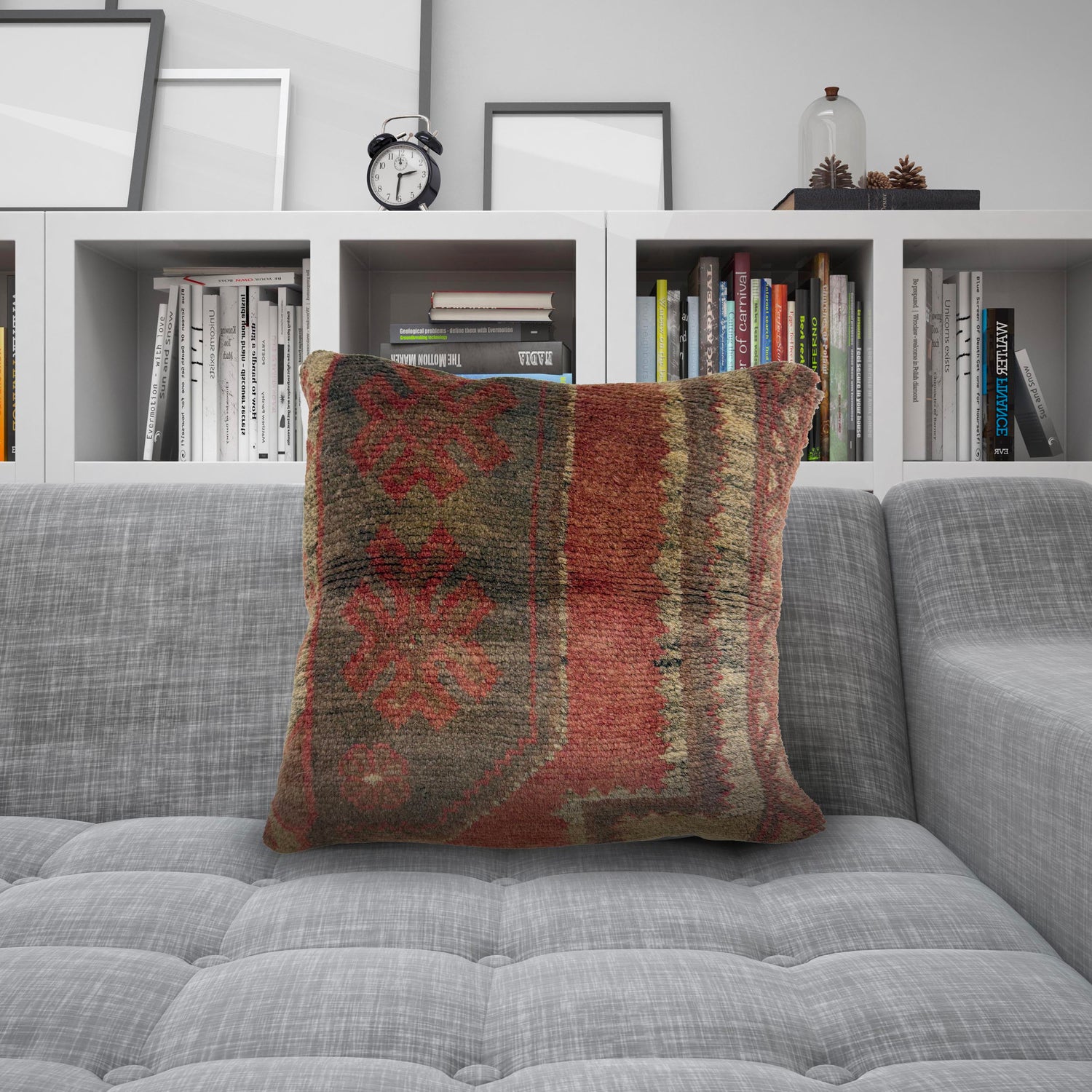 Square Pillow Cover 1' 5" x 1' 5" ft / 44 x 42 cm - No. 38520