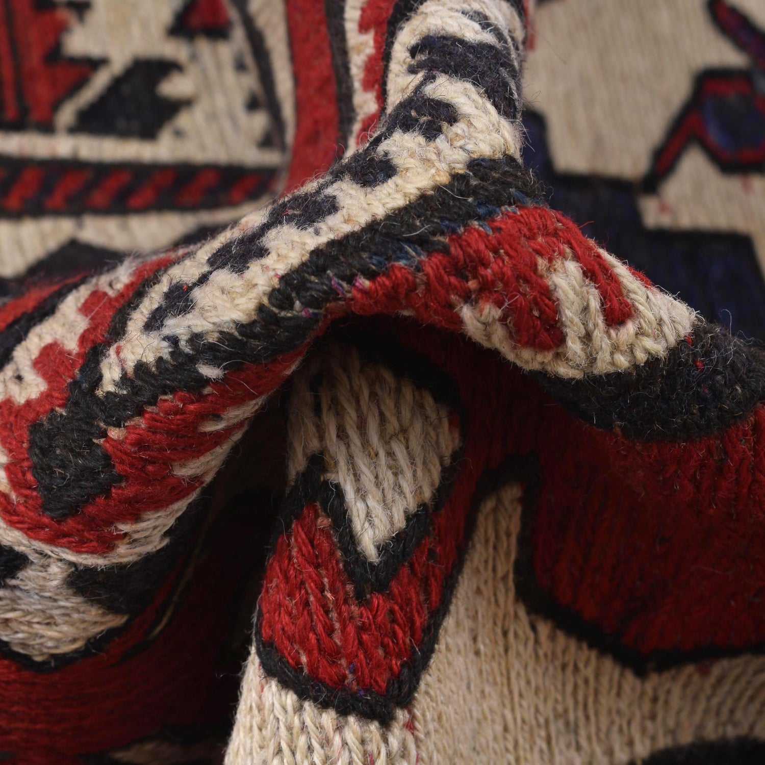 Handmade Vintage Kilim 2' 9" x 4' 5" ft / 83 x 135 cm - No. 3969