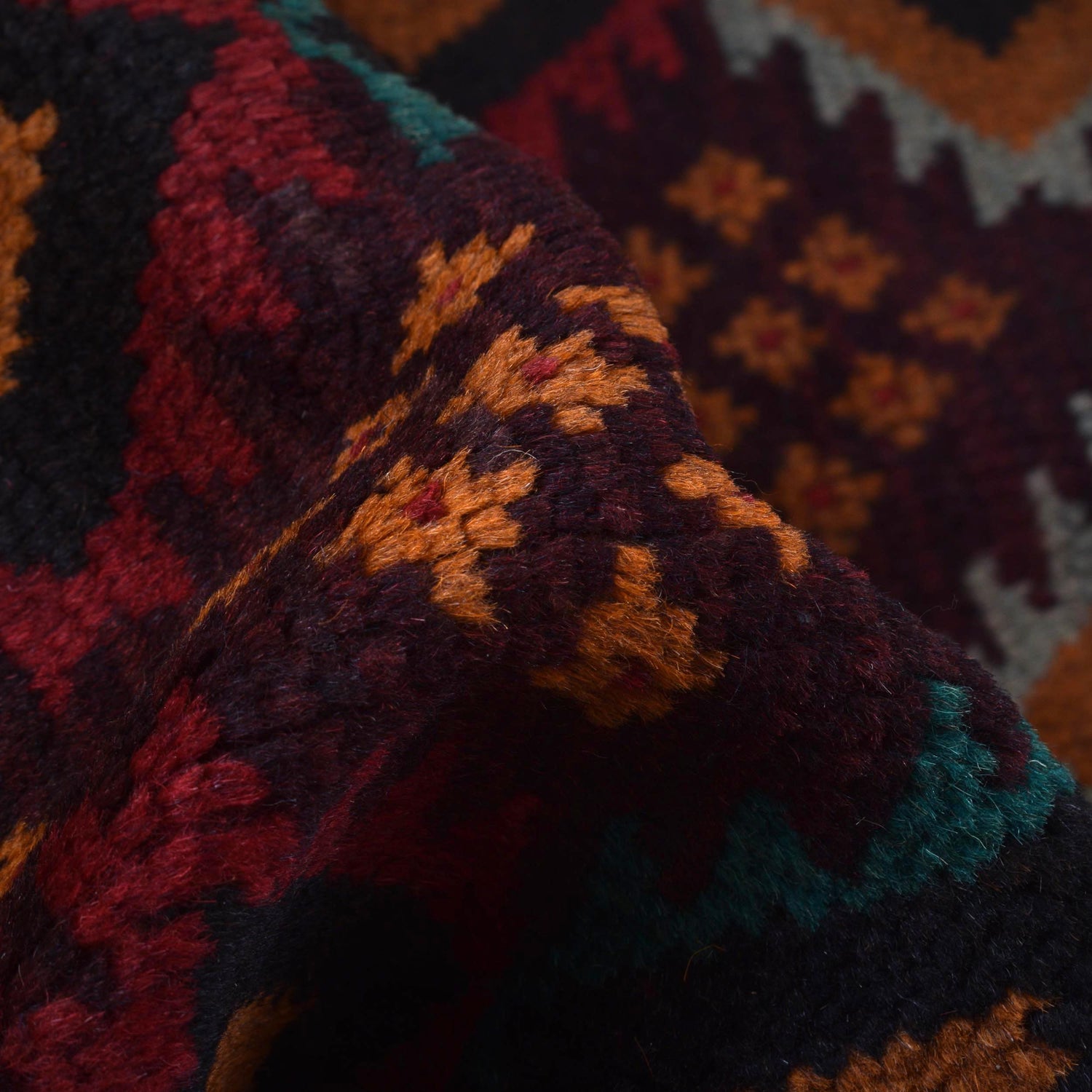 Hand Knotted Kohistani Area Rug 5' 10" x 7' 9" ft / 177 x 237 cm - No. 8918