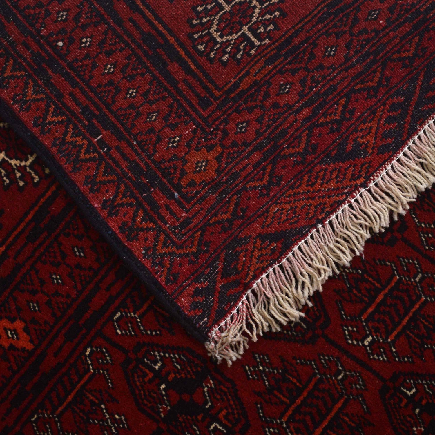 Handmade Bukhara Carpet 3' 11" x 5' 11" ft / 120 x 181 cm - No. 9034