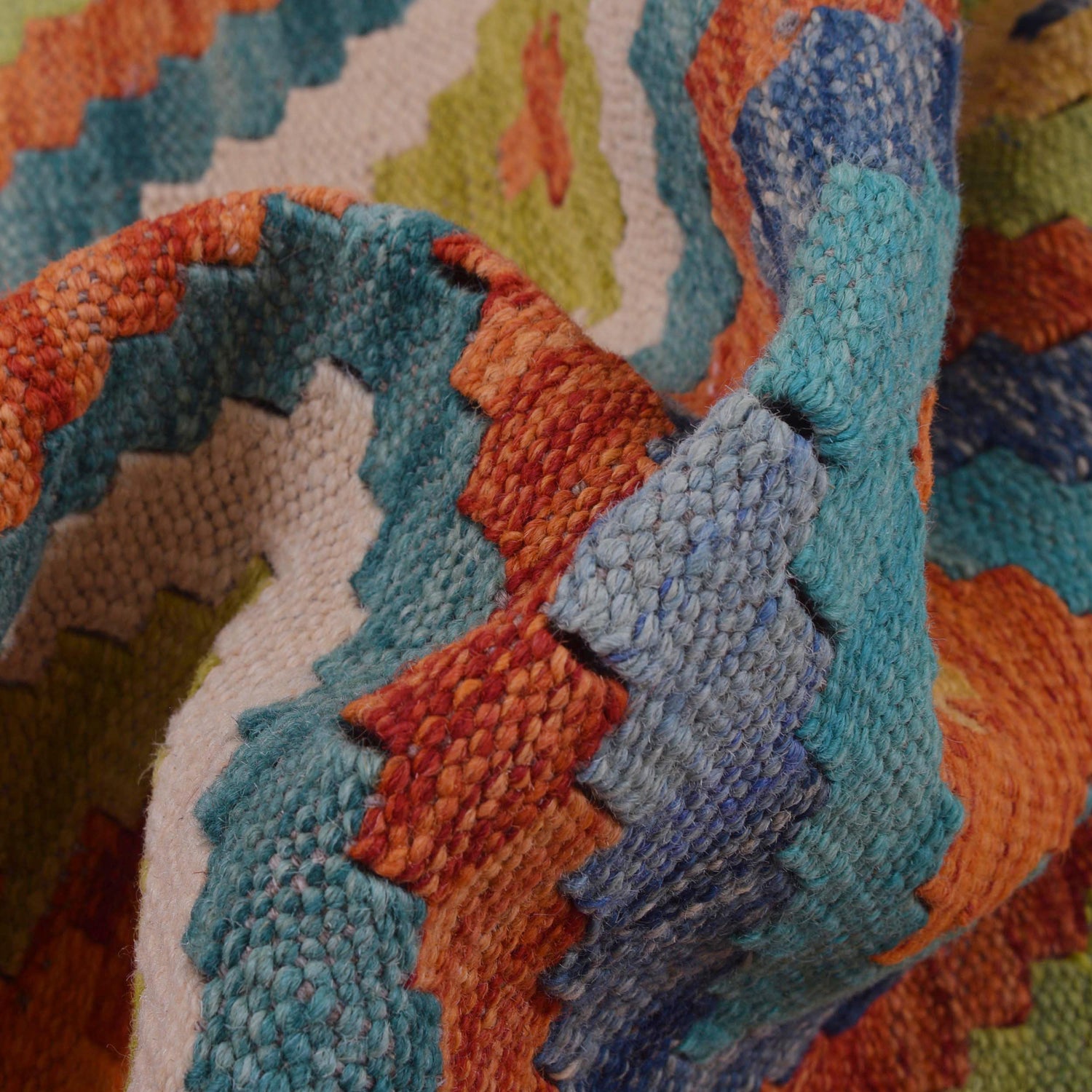 Hand Woven Wool Kelim Runner 2' 9" x 9' 8" ft / 85 x 294 cm - No. B29481