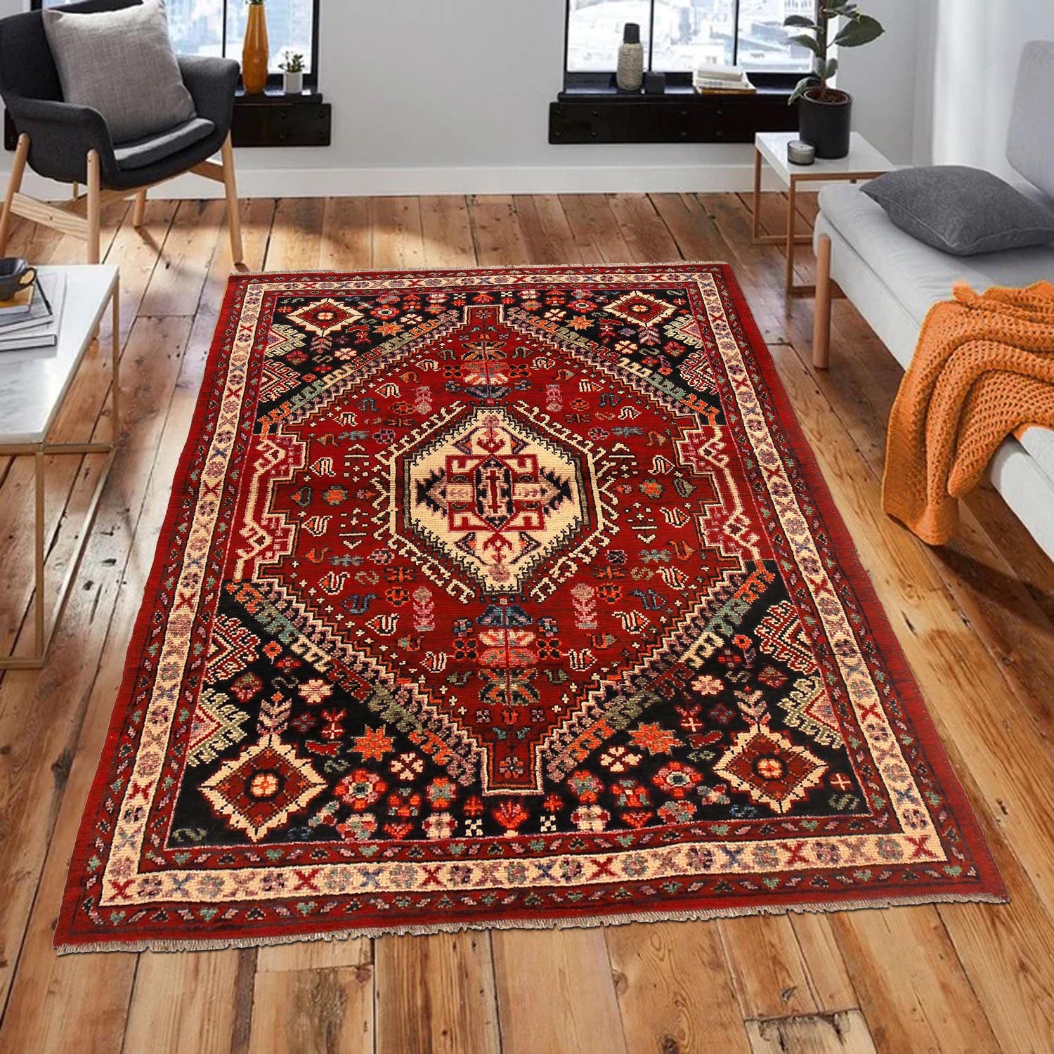 Rich Red Color Shiraz Carpet 4' 11" x 6' 6" ft / 150 x 199 cm - No. B29773