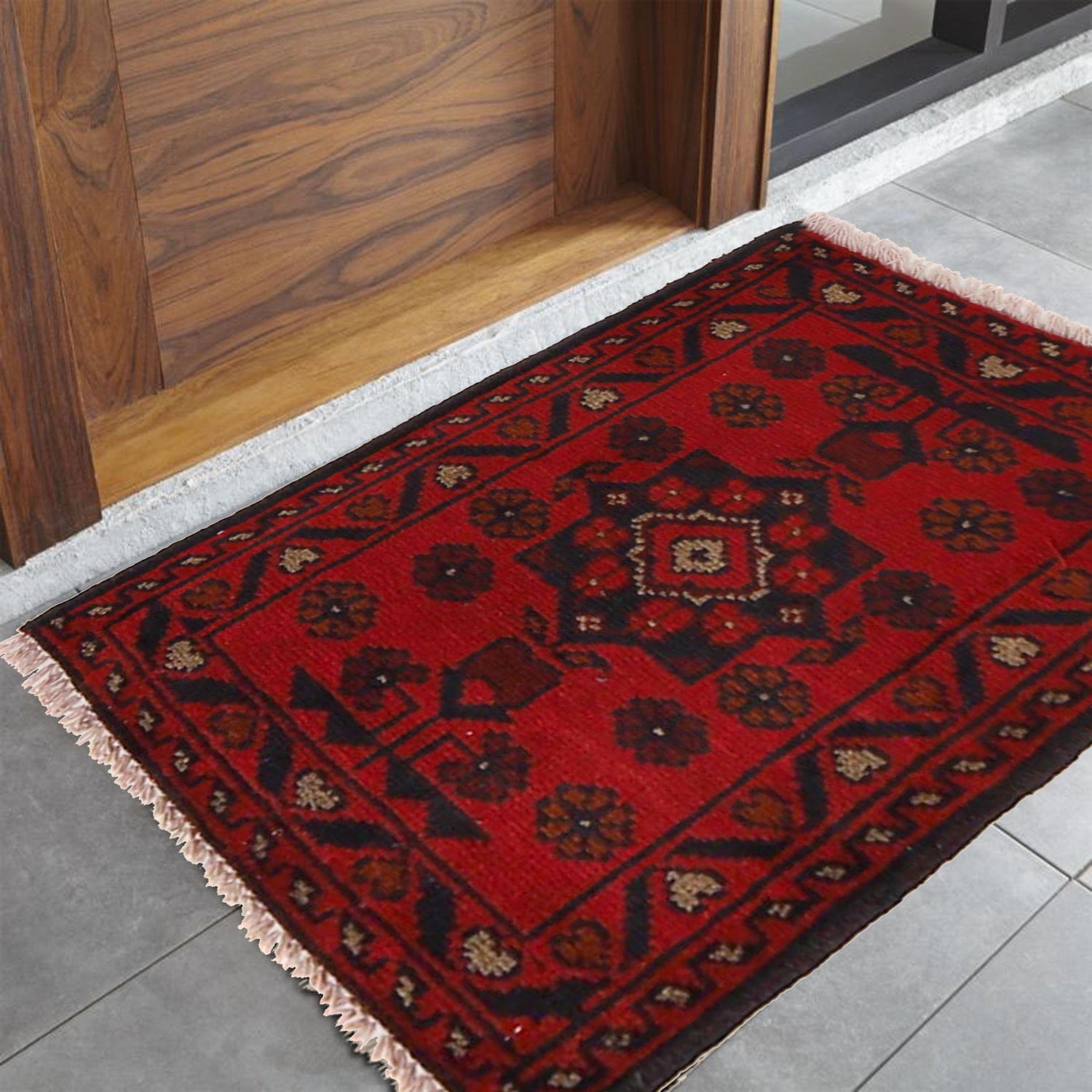 Handmade Floor Mat 1' 5" x 1' 11" ft / 44 x 59 cm - No. B30076
