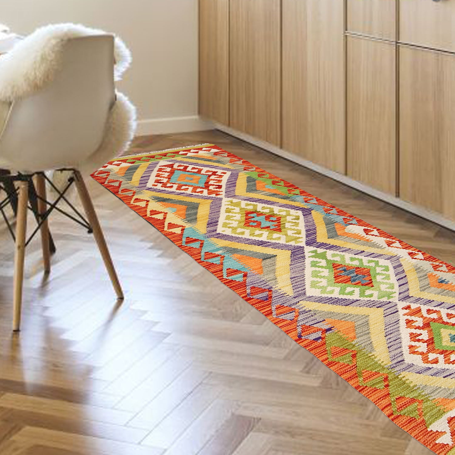 Short Kilim Runner 2' 3" x 6' 6" ft / 68 x 197 cm - No. B30487