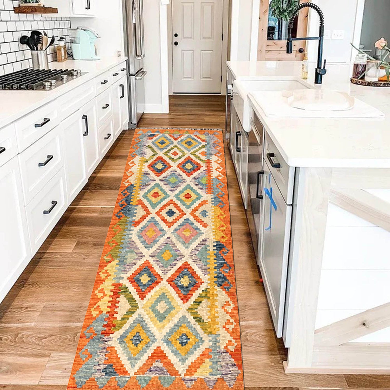 Hand Woven Wool Kelim Runner 2' 8" x 6' 9" ft / 81 x 205 cm - No. B30551