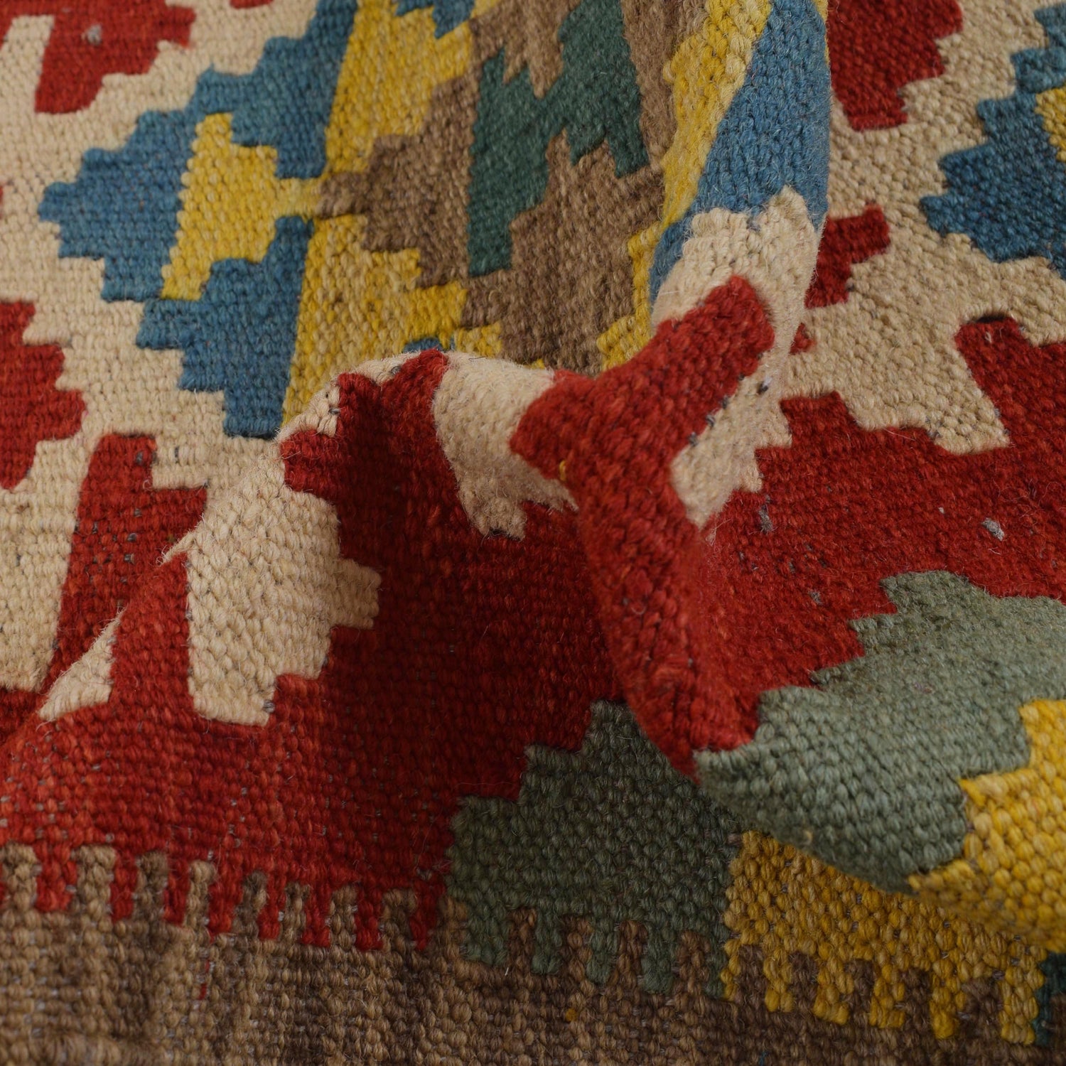 Short Kilim Runner 2' 2"x 6' 7" ft / 65 x 201 cm - No. G31278