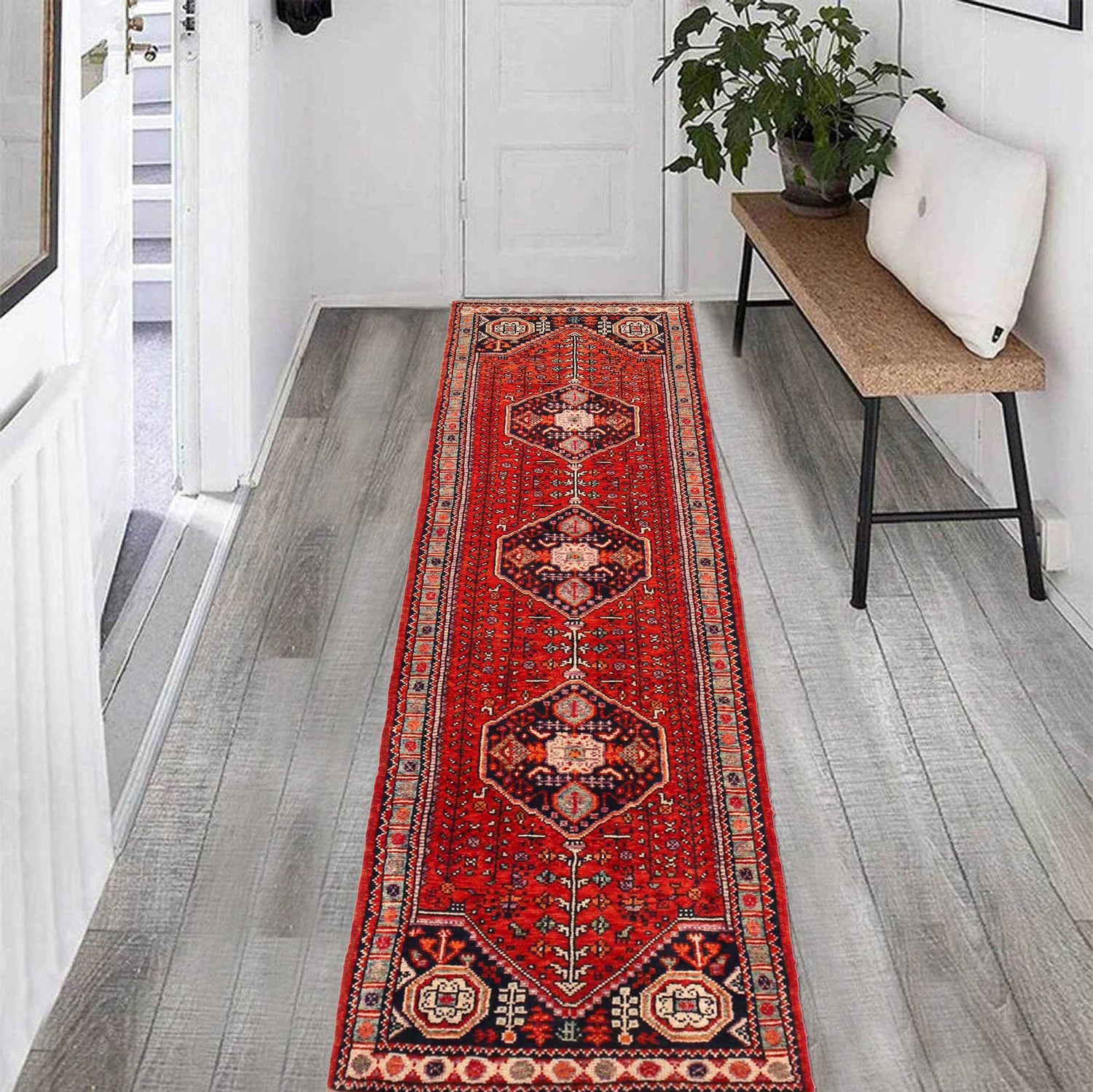 Shirazi Hand Knotted Carpe Runner 2' 8" x 9' 6" ft / 82 x 290 cm - No. G36498