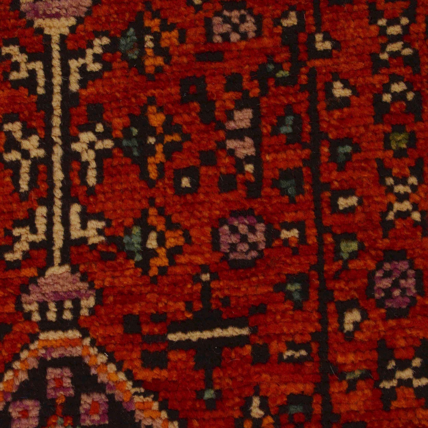 Rich Red Color Shiraz Carpet Runner 2' 7" x 9' 7" ft / 80 x 293 cm - No. G36500