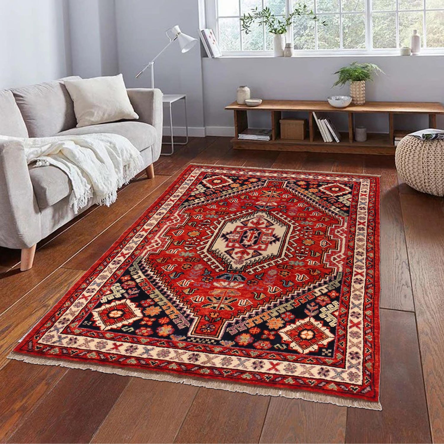 Rich Red Color Shiraz Carpet 4' 0" x 5' 10" ft / 121 x 177 cm - No. G36504