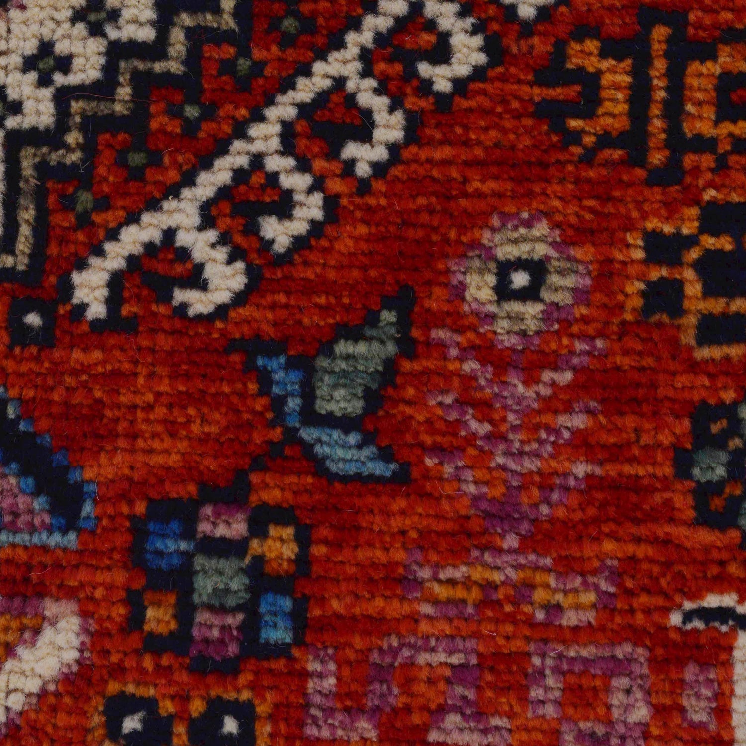 Persian Shirazi Design Carpet 5' 9" x 7' 8" ft / 174 x 233 cm - No. G36530