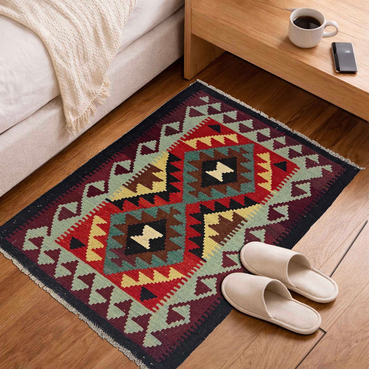 Hand Knotted Flatweave Kilim 2' 0" x 2' 11" ft / 62 x 90 cm - No. G38852