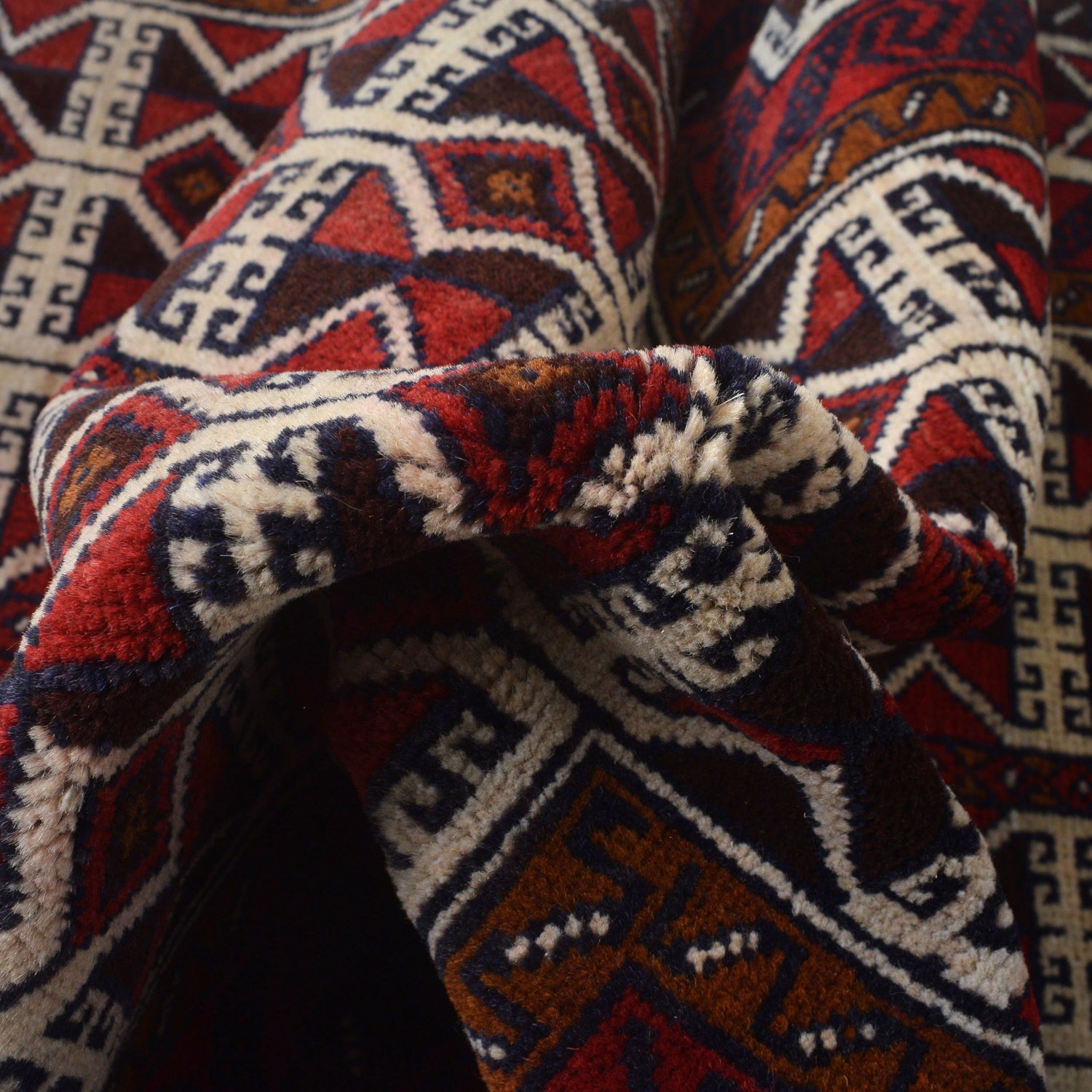 Muslim Prayer Rug 2' 7" x 4' 5" ft / 78 x 134 cm - No. P23693