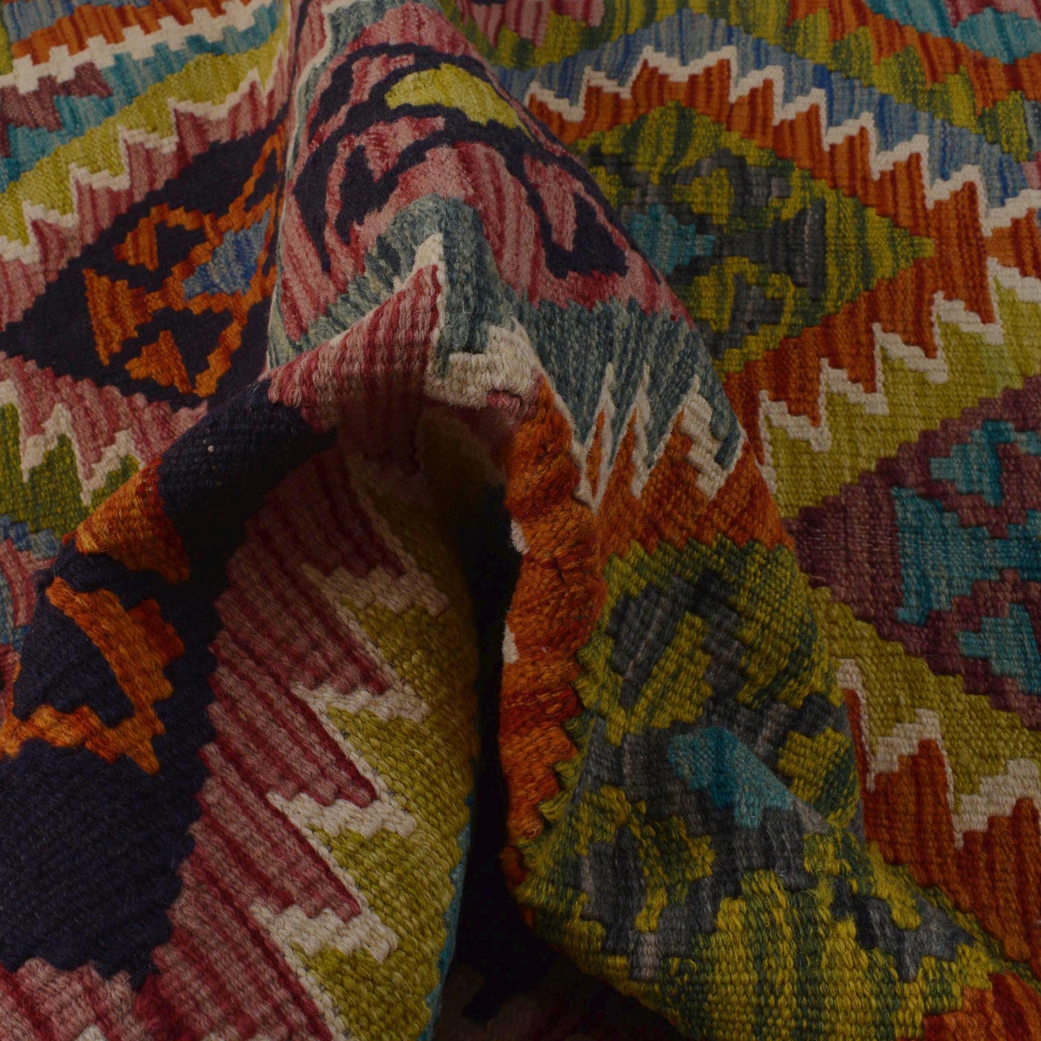 Handmade Turkish Design Wool Kilim 3' 4" x 4' 11" ft / 101 x 149 cm - No. P35697