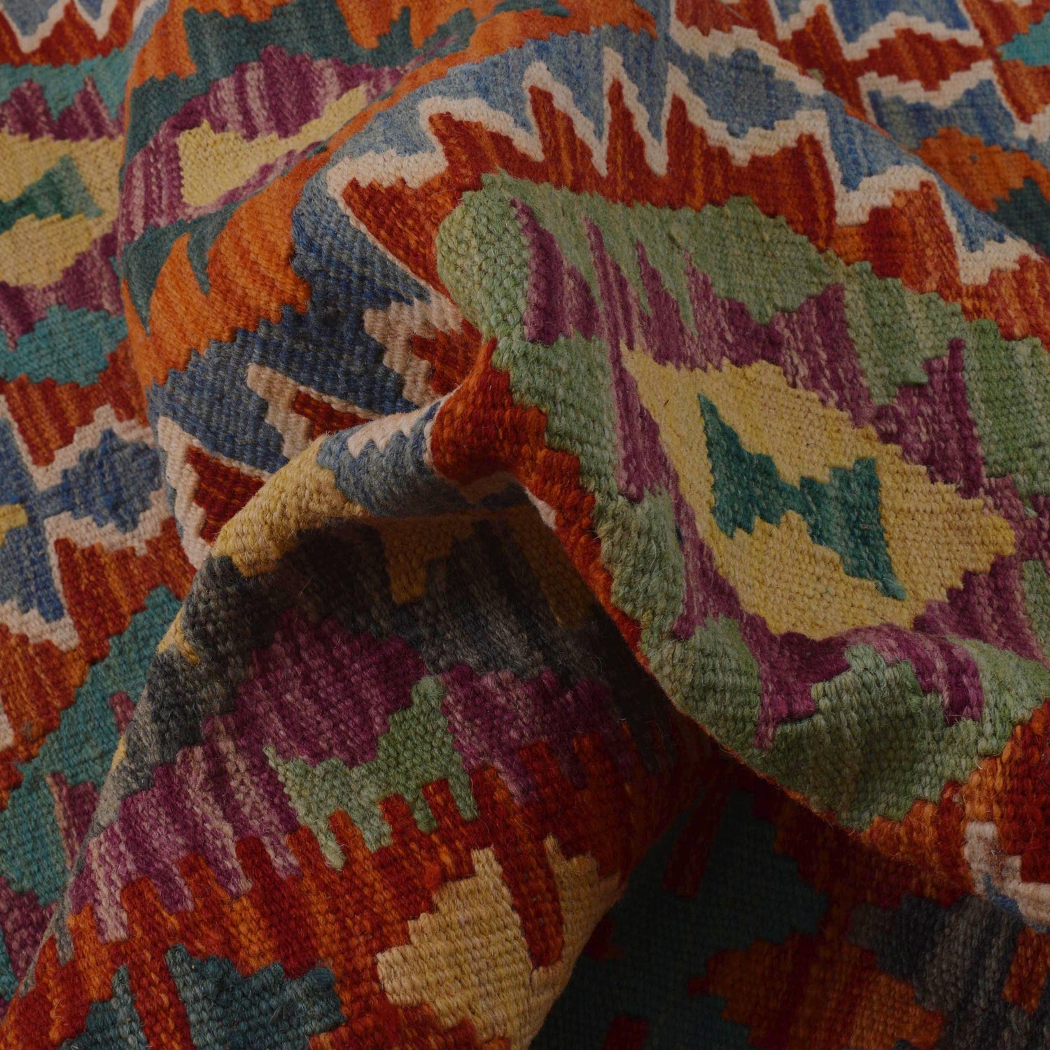 Small Size Chobi Kilim 3' 4" x 4' 9" ft / 102 x 144 cm - No. P35698