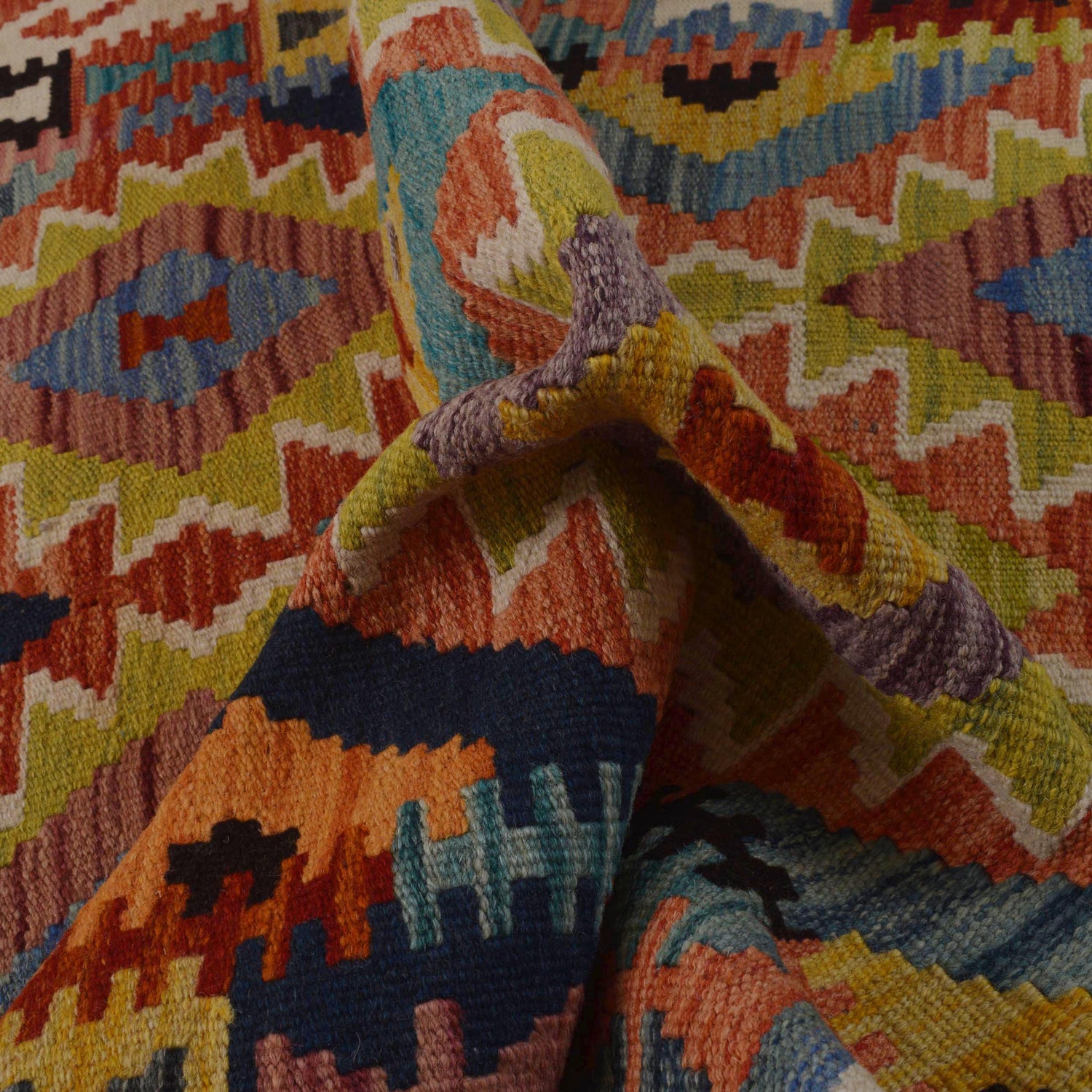 Handmade Turkish Design Wool Kilim 3' 4" x 4' 10" ft / 102 x 148 cm - No. P35718