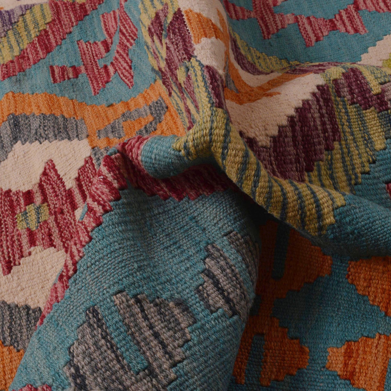 Hand Woven Wool Kelim 5' 9" x 7' 10" ft / 176 x 238 cm - No. P36064
