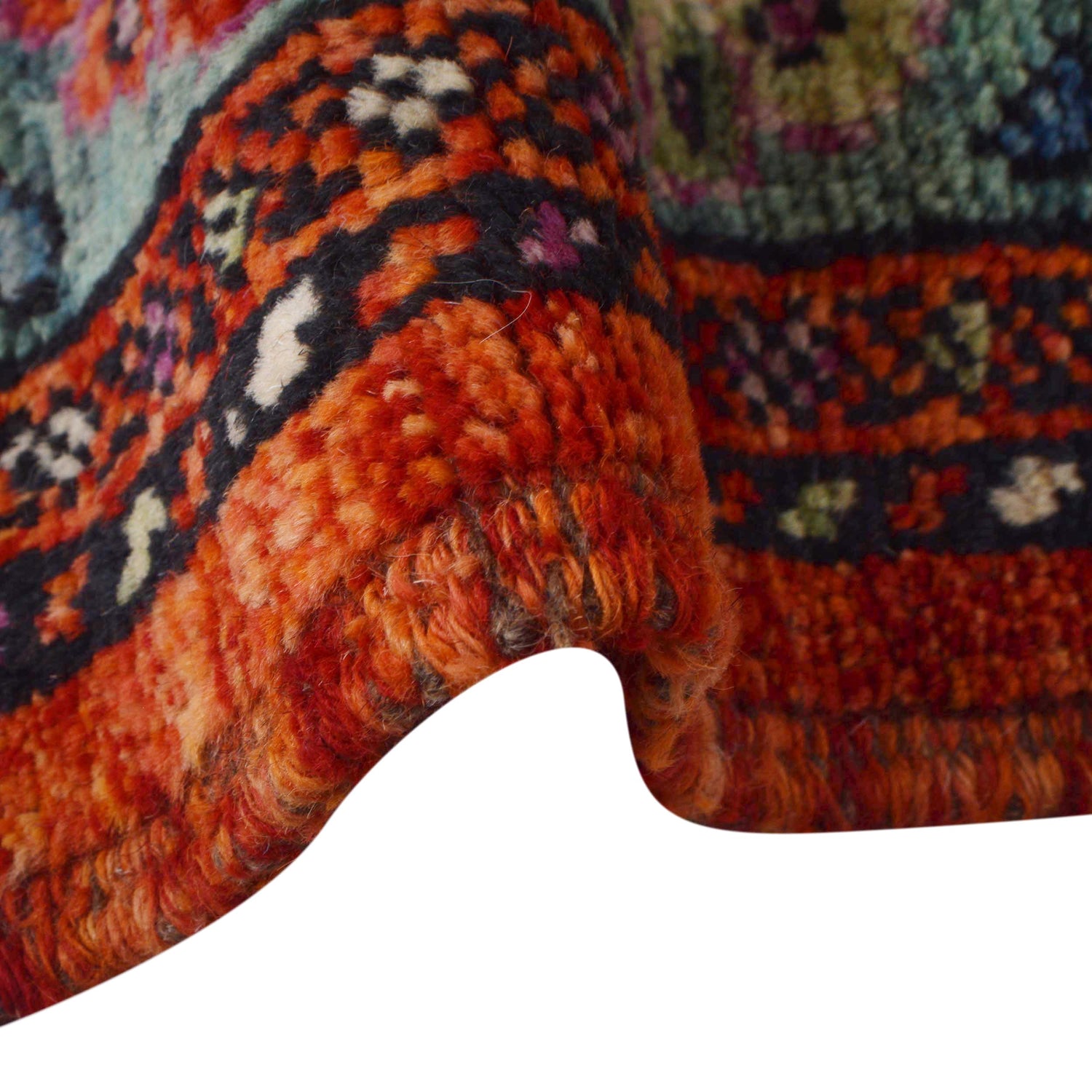 Persian Shirazi Design Carpet 5' 9" x 7' 8" ft / 174 x 233 cm - No. P36348