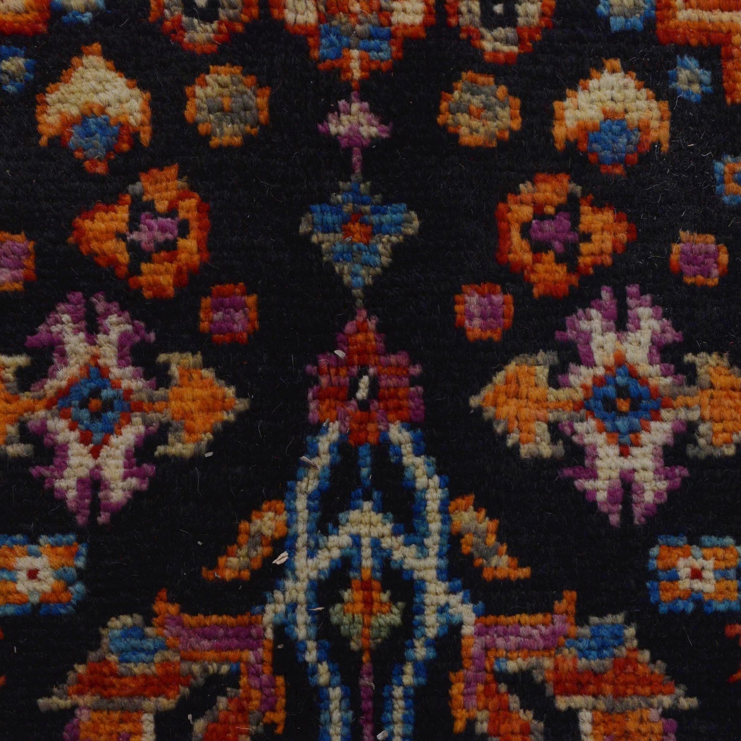 Handmade Sherazi Area Rug 5' 5" x 7' 9" ft / 166 x 236 cm - No. P36358