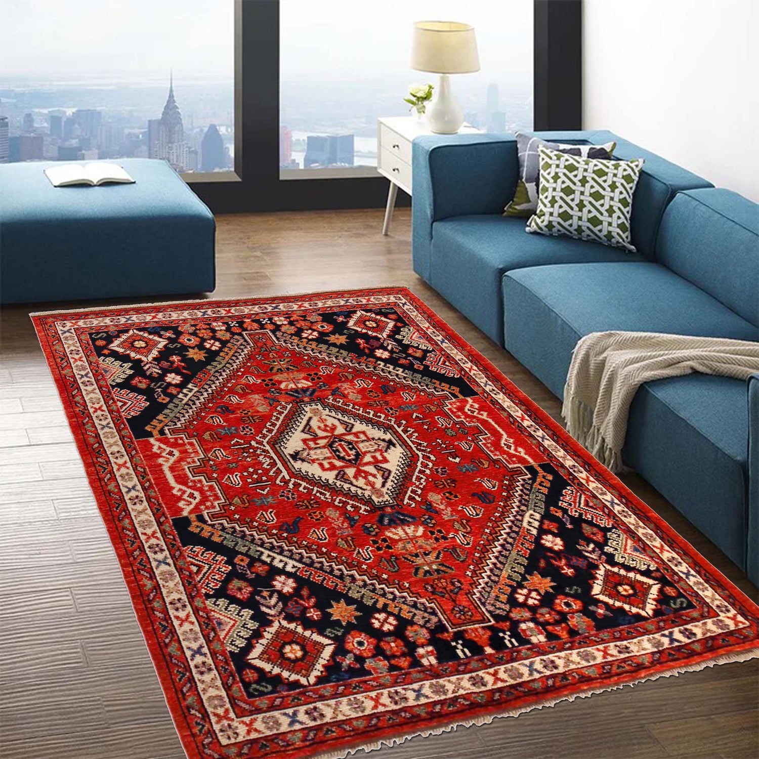 Rich Red Color Shiraz Carpet 5' 1" x 6' 4" ft / 156 x 194 cm - No. P36361