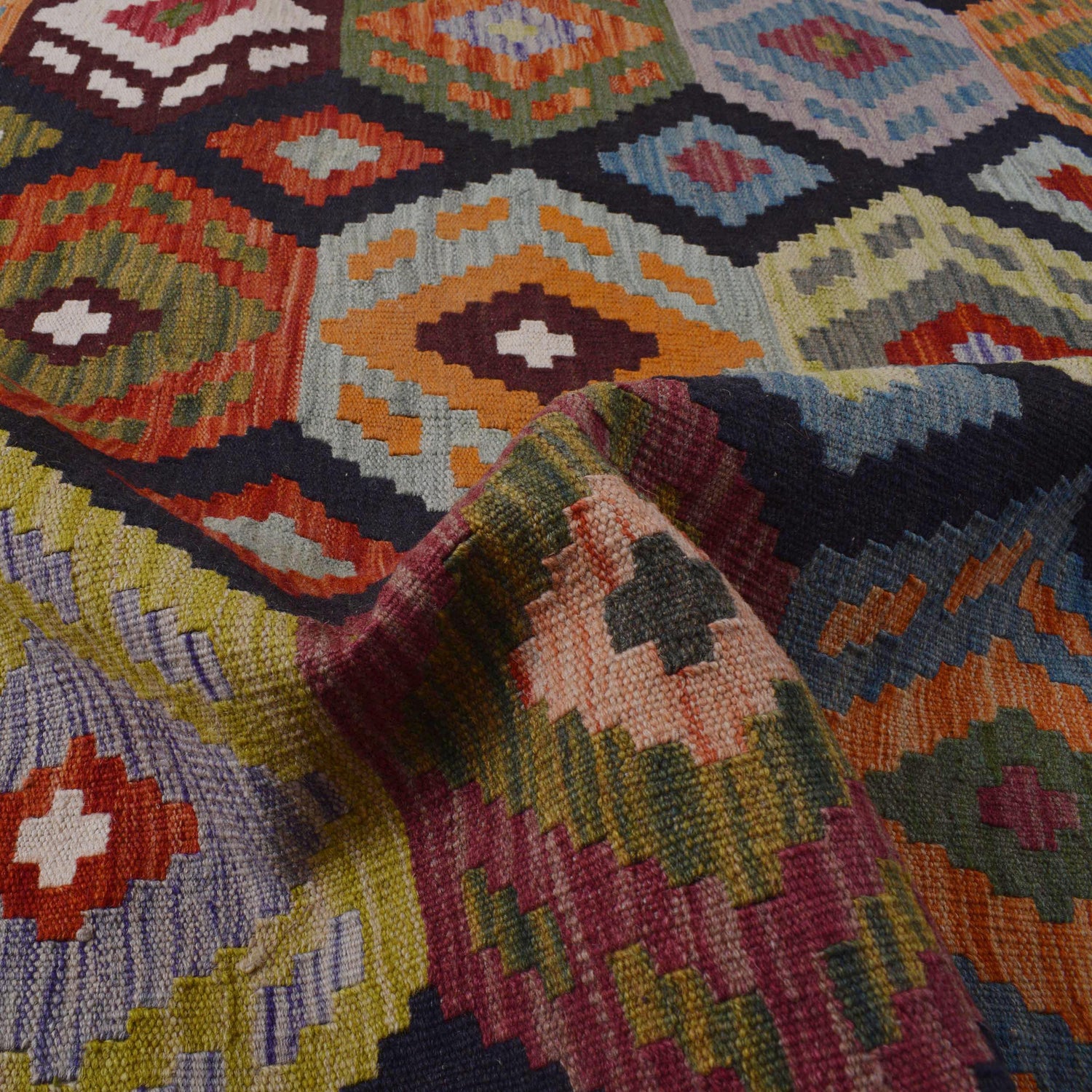 Hand Woven Wool Kelim 8' 6" x 9' 10" ft / 258 x 300 cm - No. P36402