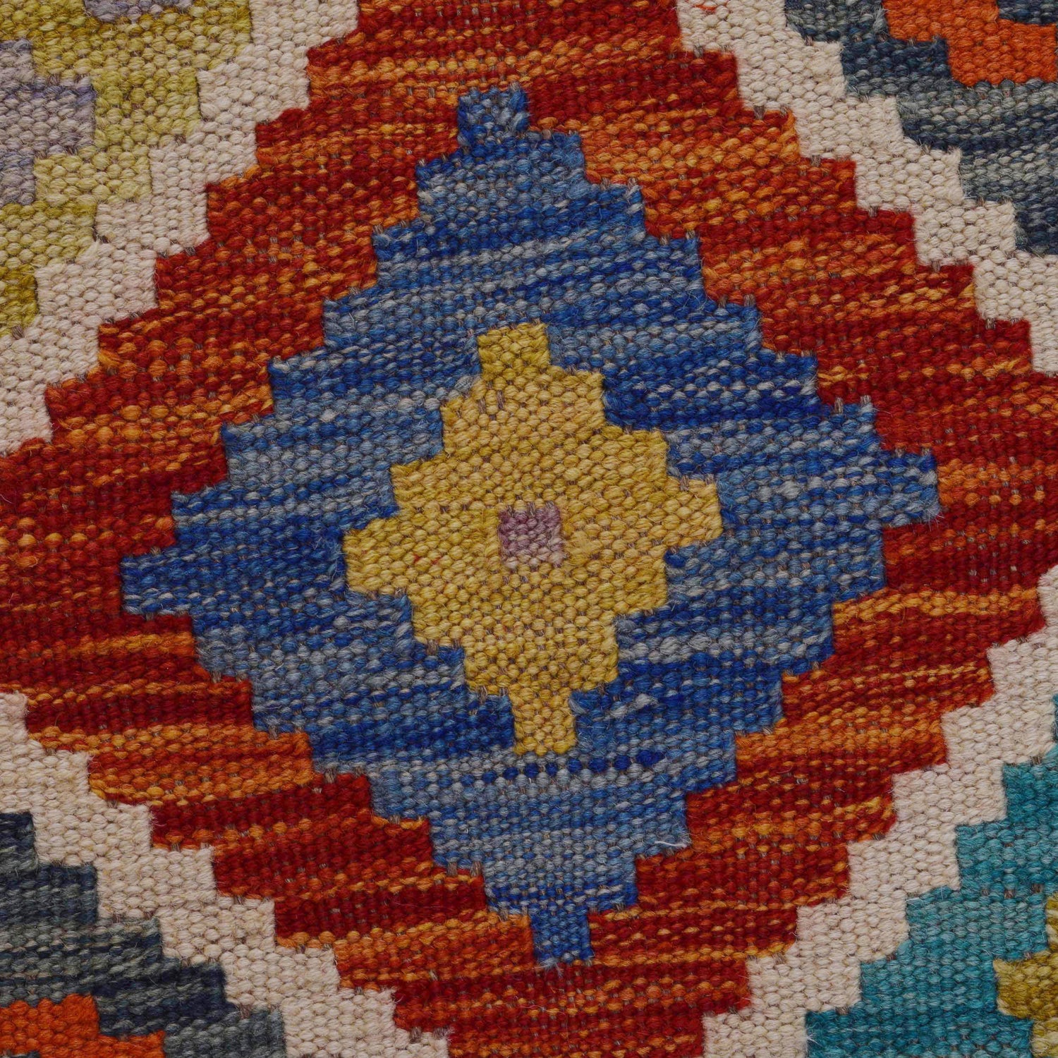 Handmade Afghan Vegetable Kilim 2' 9" x 4' 3" ft / 84 x 130 cm - No. P36448