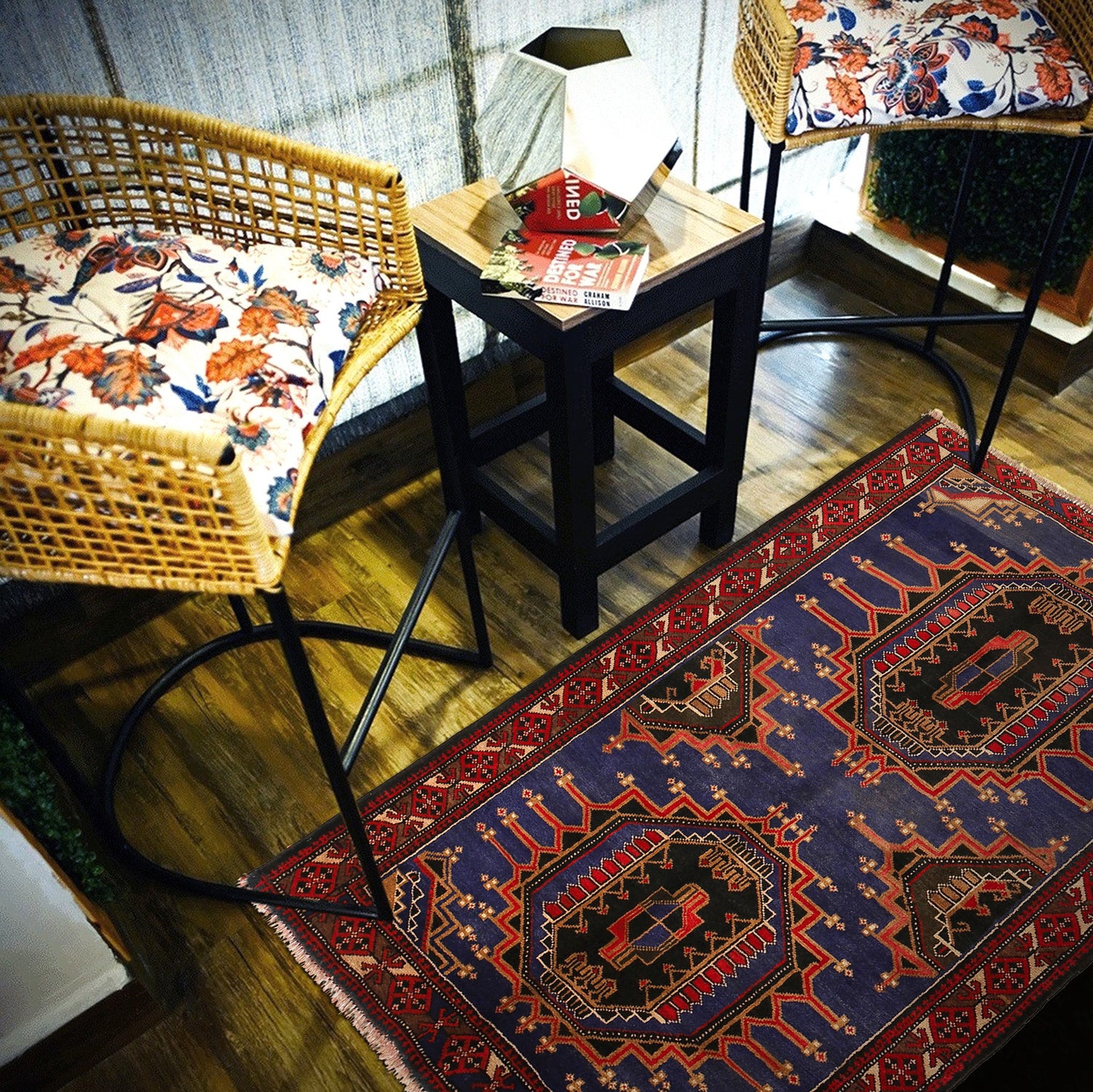 Baluch Short Rug 3' 10" x 5' 4" ft / 116 x 163 cm - No. R24766