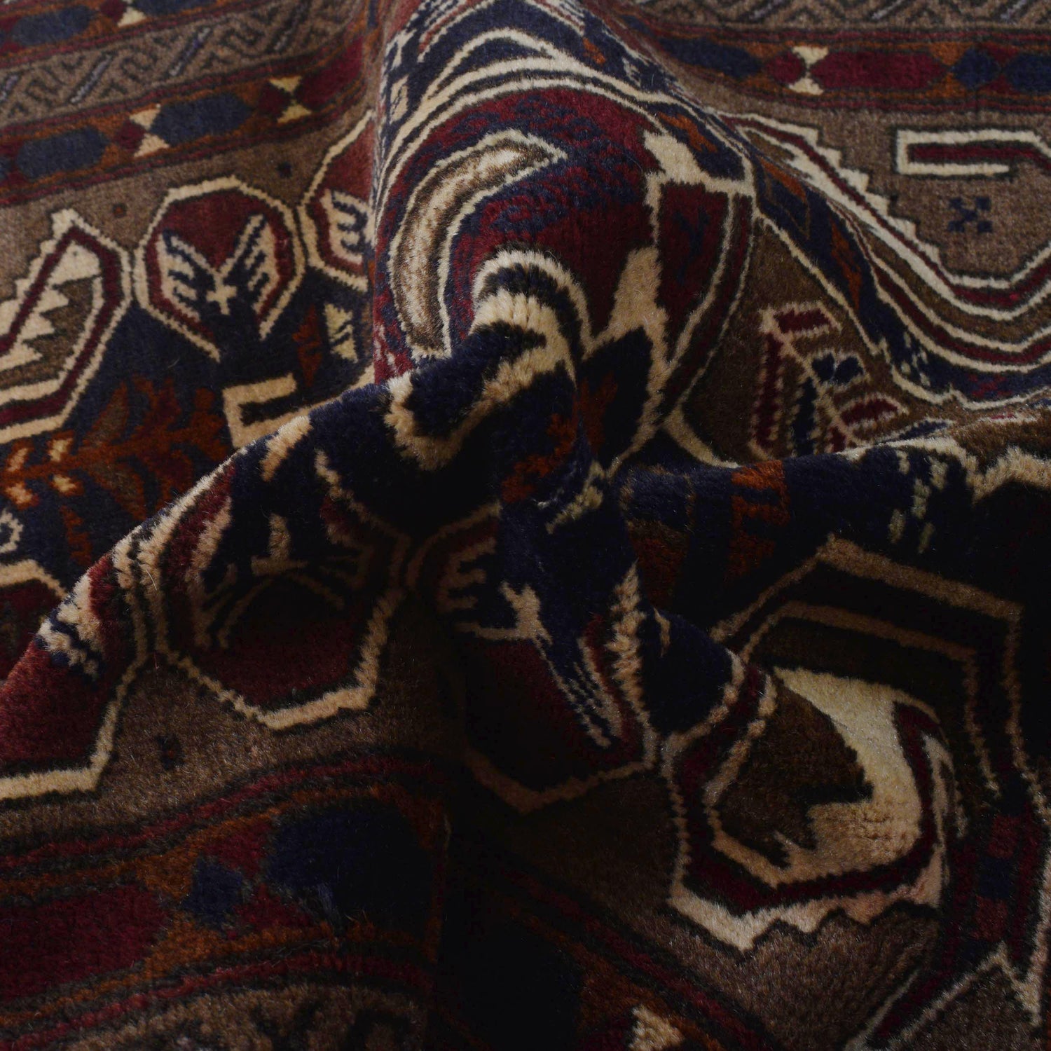 Islamic Prayer Carpet 2' 9" x 3' 10" ft / 83 x 116 cm - No. R36523