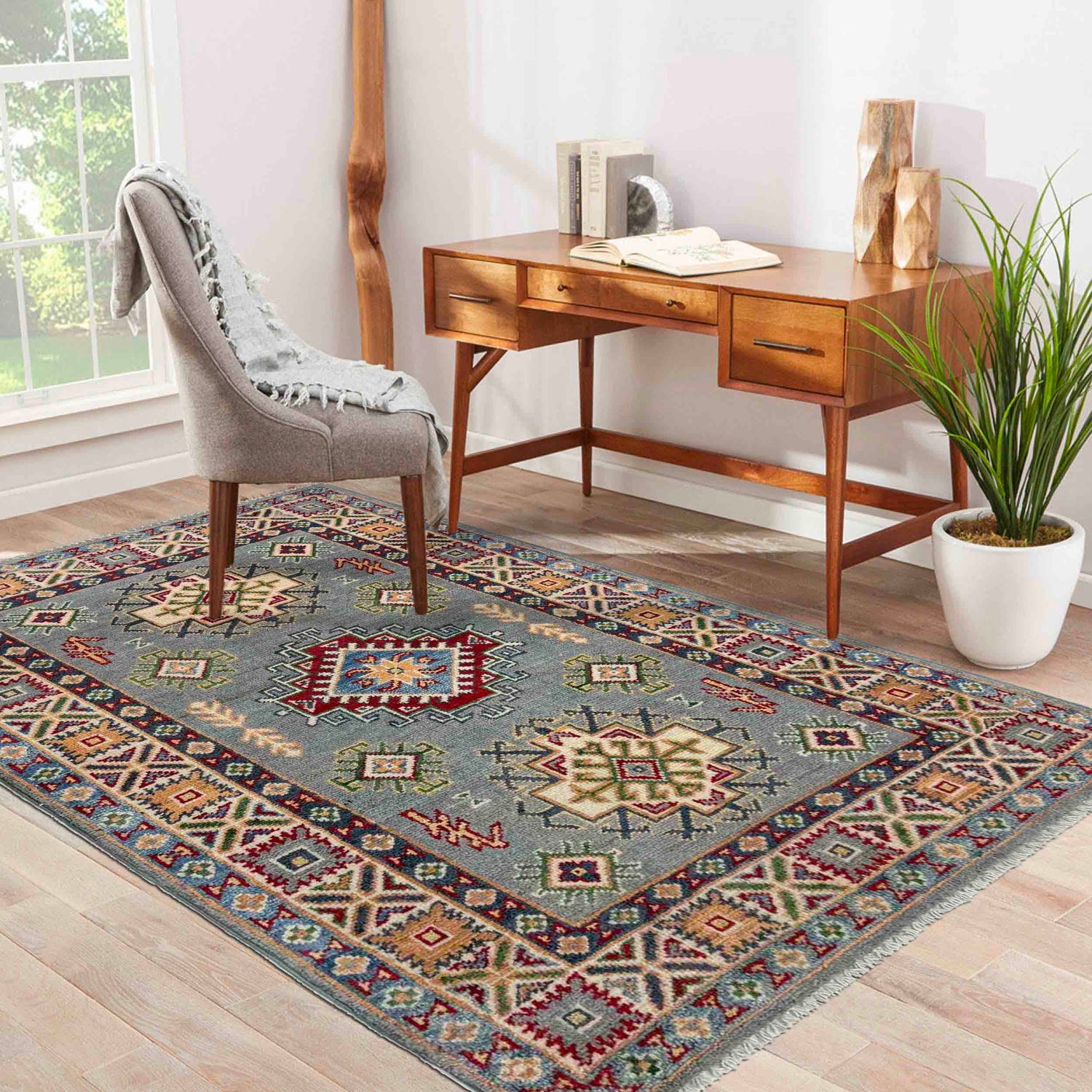 Hand Knotted Kazak Oriental Rug 2' 7" x 3' 11" ft / 80 x 119 cm - No. R37488