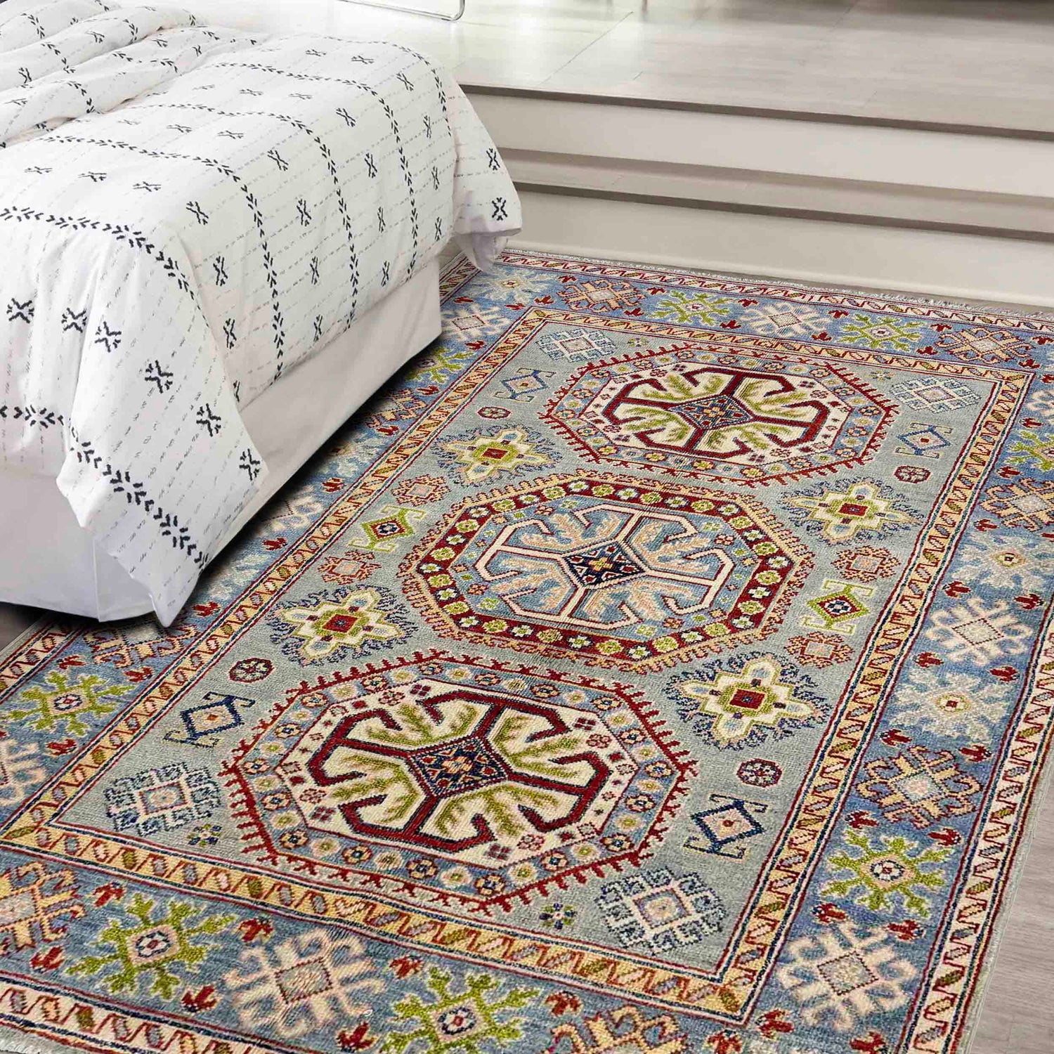 Hand knotted Kazak Carpet 3' 11" x 5' 8" ft / 120 x 172 cm - No. R37654