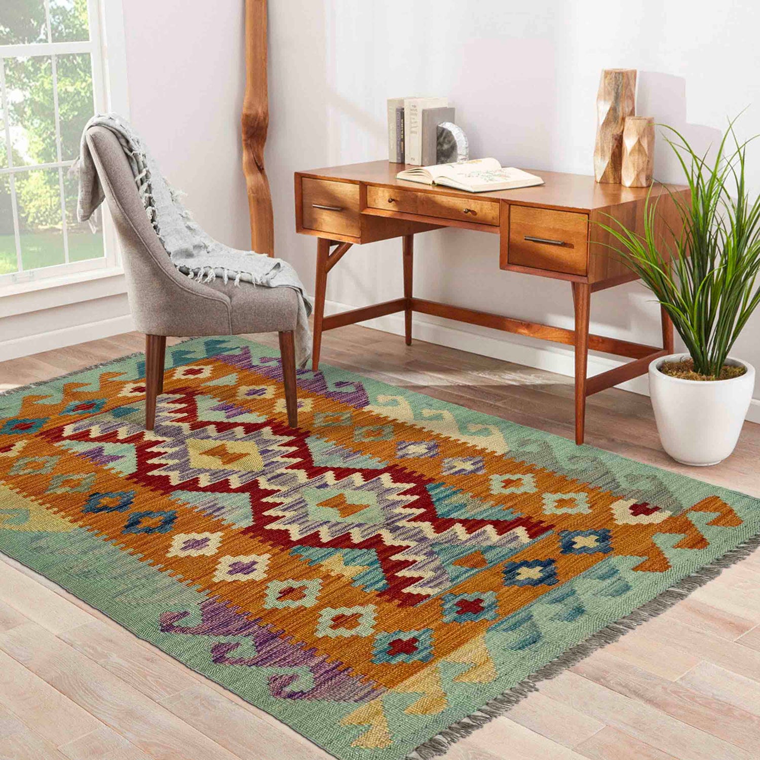 Hand Woven Wool Kelim 2' 7" x 4' 2" ft / 79 x 126 cm - No. R37812