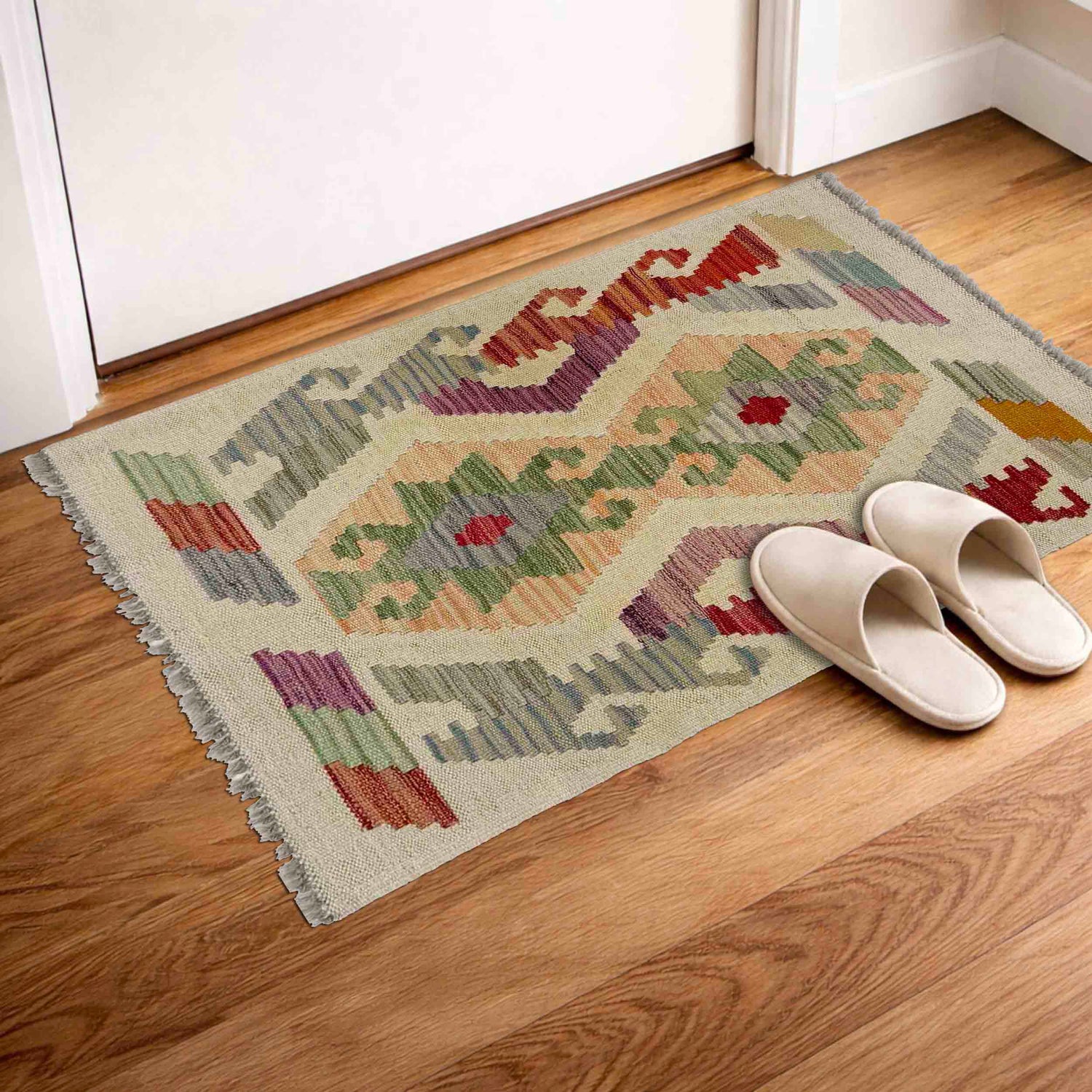 Handmade Vegetable Kelim 1' 10" x 2' 7" ft / 57 x 80 cm - No. R38006