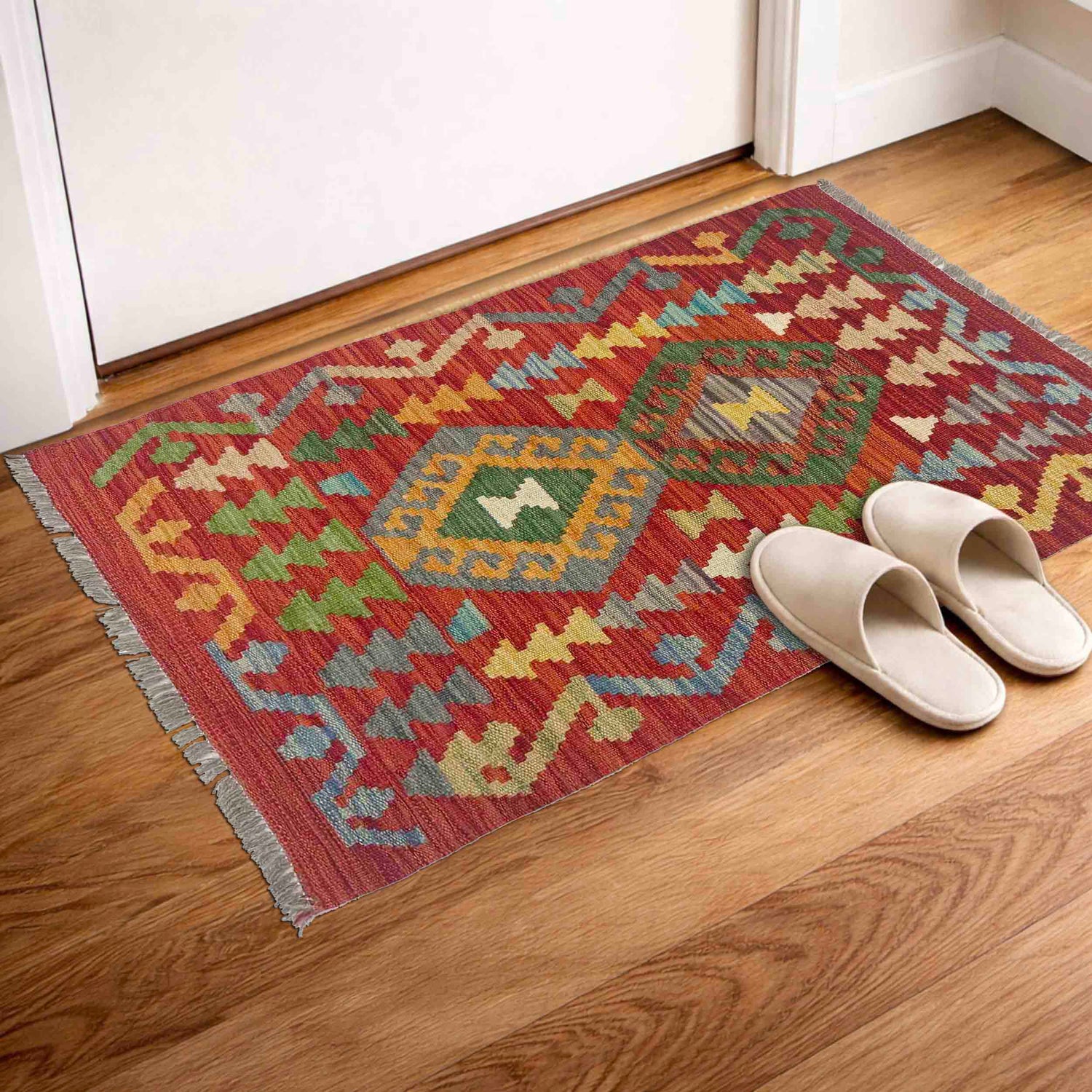 Hand Knotted Flatweave Kilim 1' 10" x 3' 3" ft / 56 x 100 cm - No. R38399