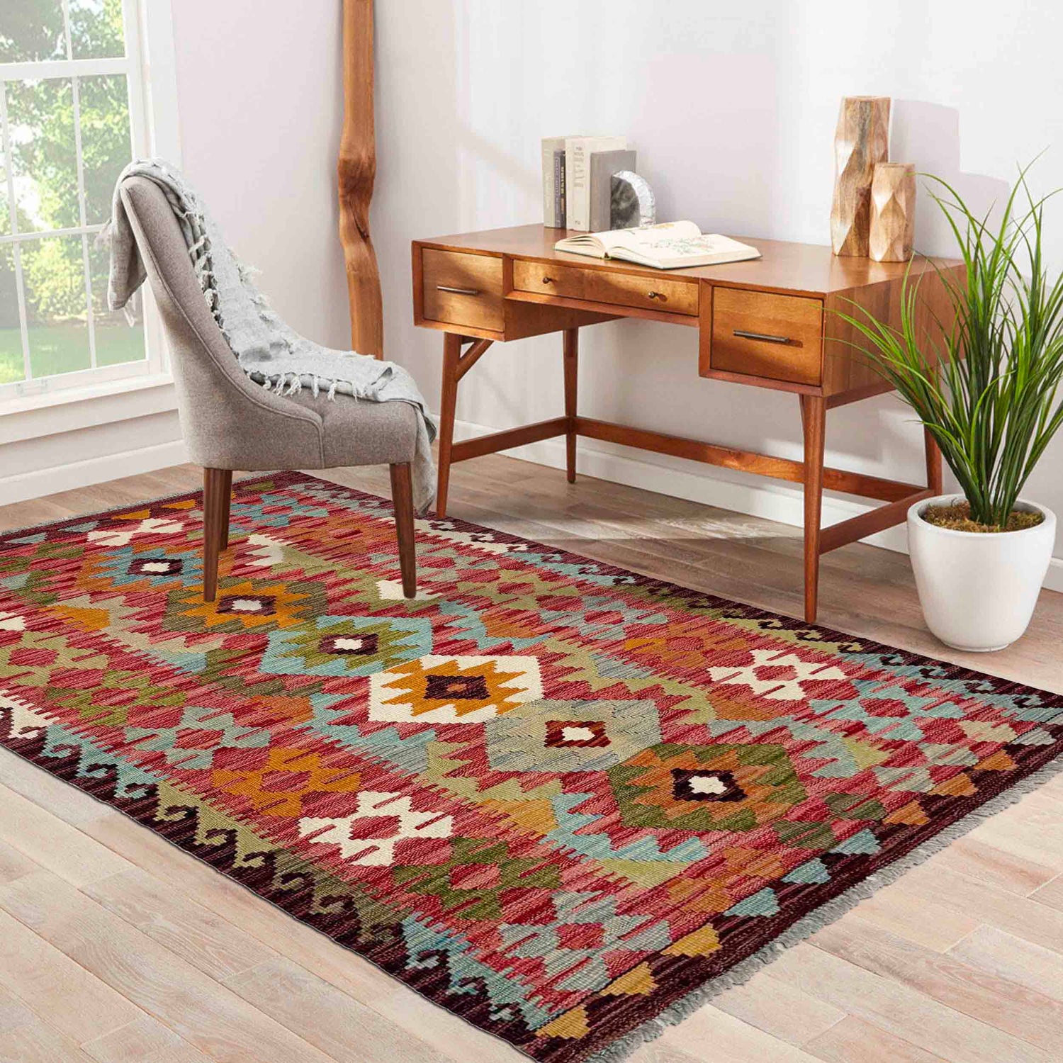 Hand Woven Wool Kelim 2' 9" x 5' 4" ft / 83 x 162 cm - No. R38816