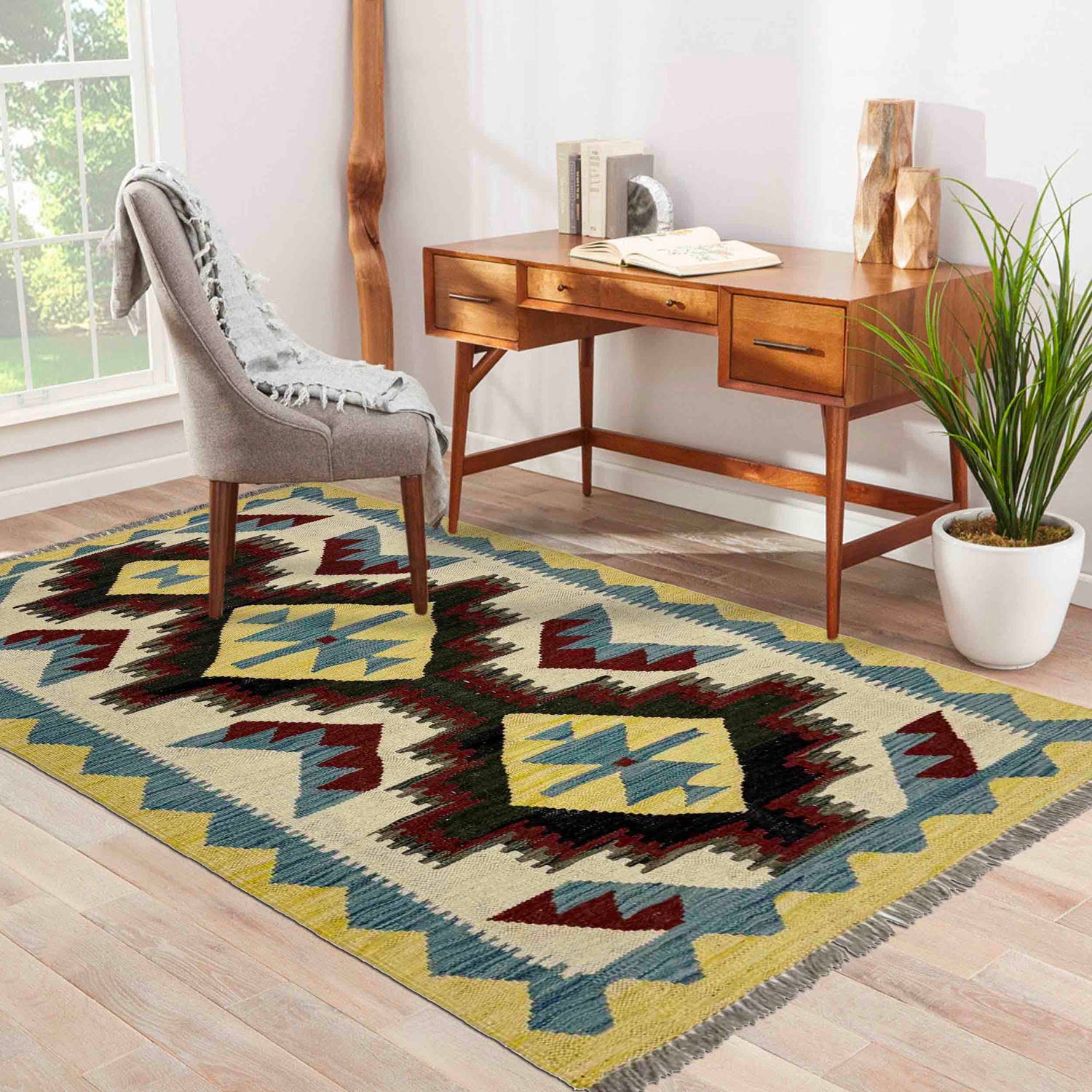 Small Size Chobi Kilim 2' 9" x 4' 2" ft / 83 x 127 cm - No. R39004