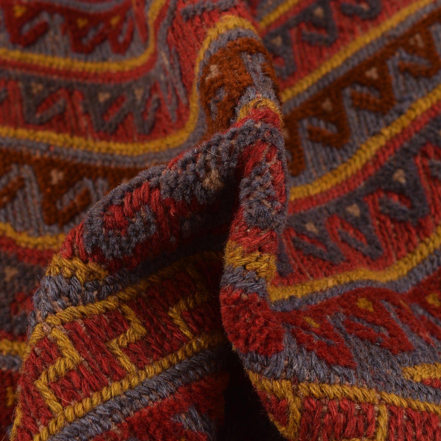 Handmade Mushwani Carpet 3' 11" x 4' 1" ft / 119 x 125 cm - No. W34224