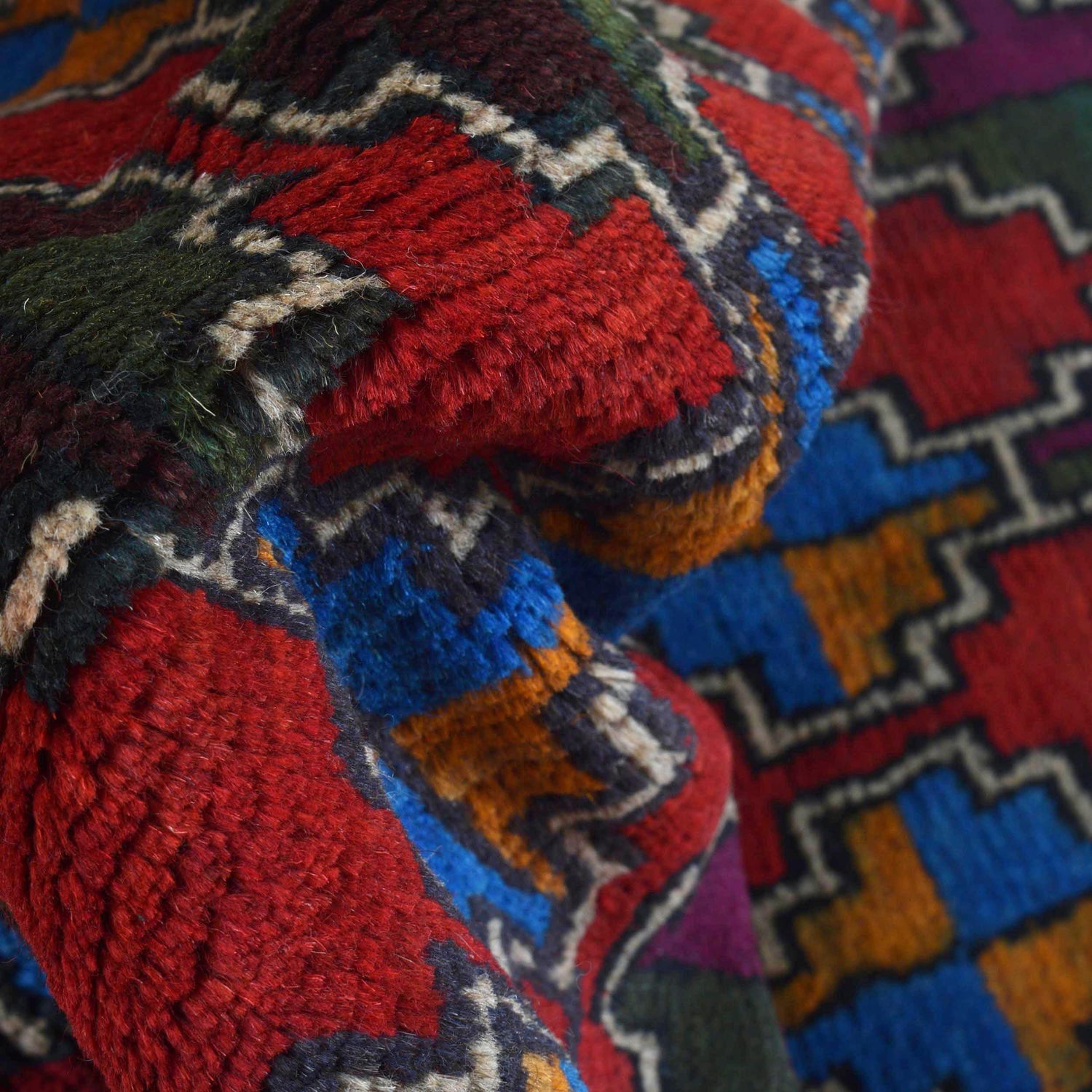 Handmade Balochi Runner Rug 2' 0" x 7' 7" ft / 62 x 232 cm - No. Y15375